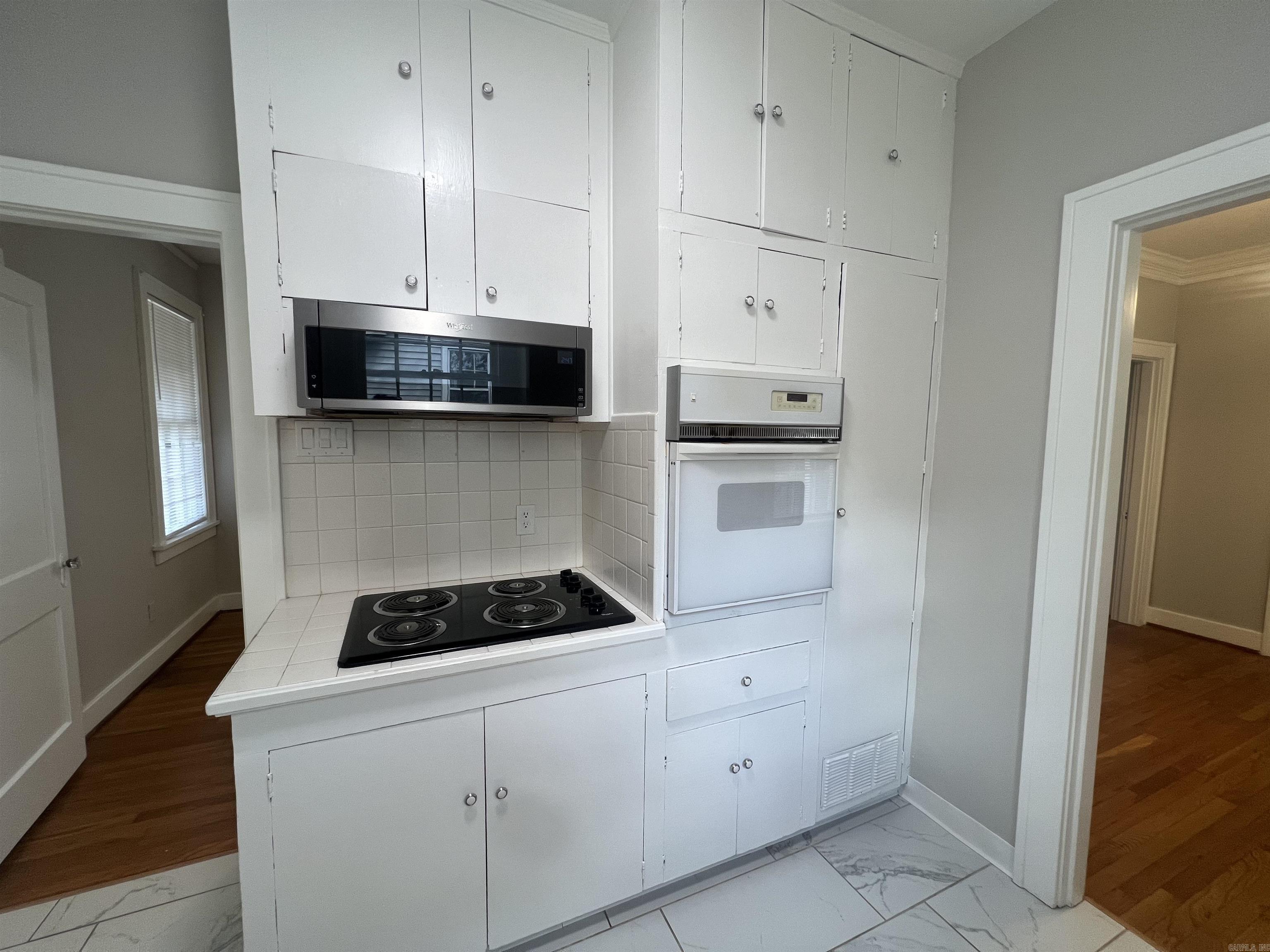 Riffel & Rhoten - Residential Lease