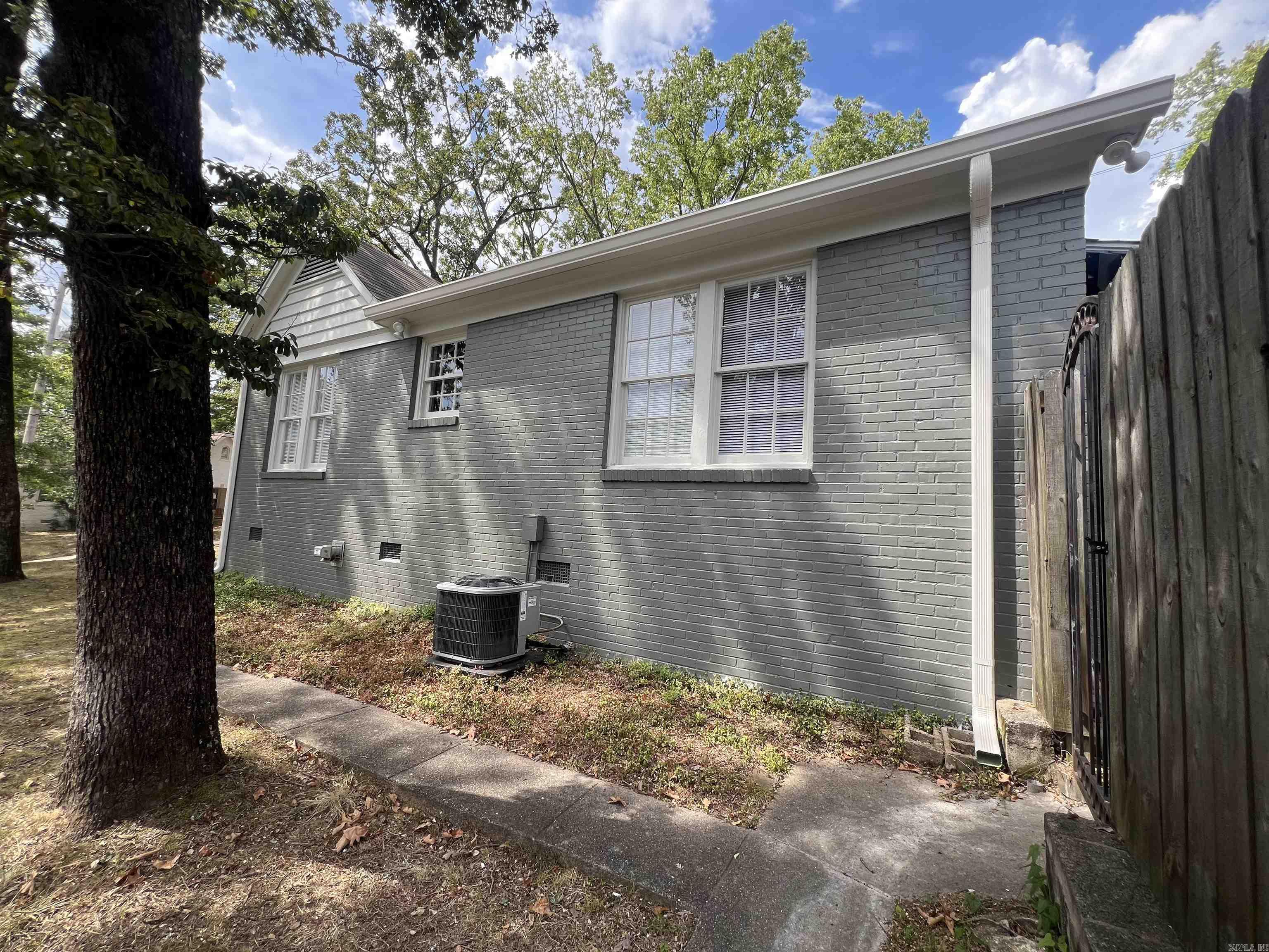 Riffel & Rhoten - Residential Lease