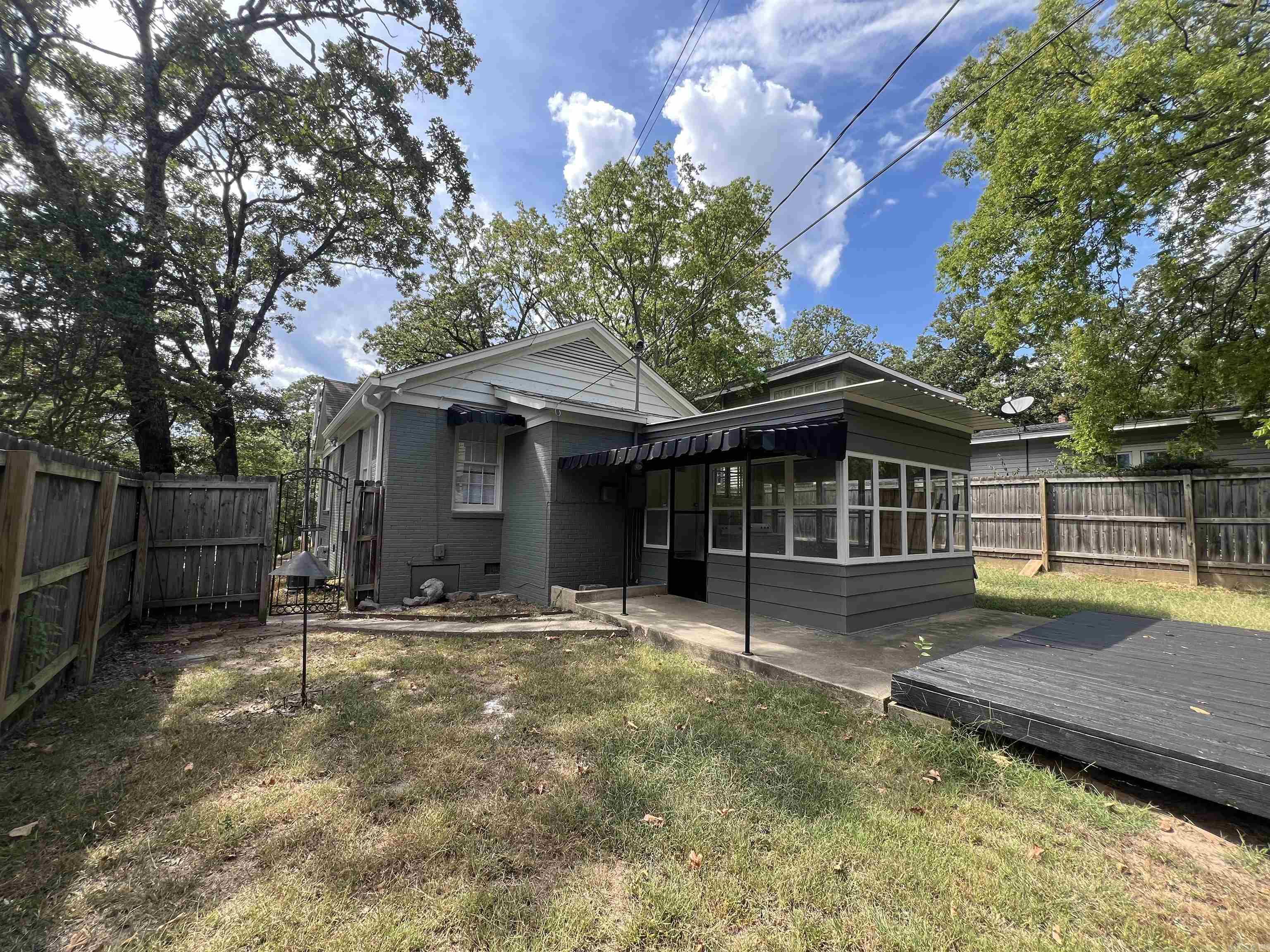 Riffel & Rhoten - Residential Lease