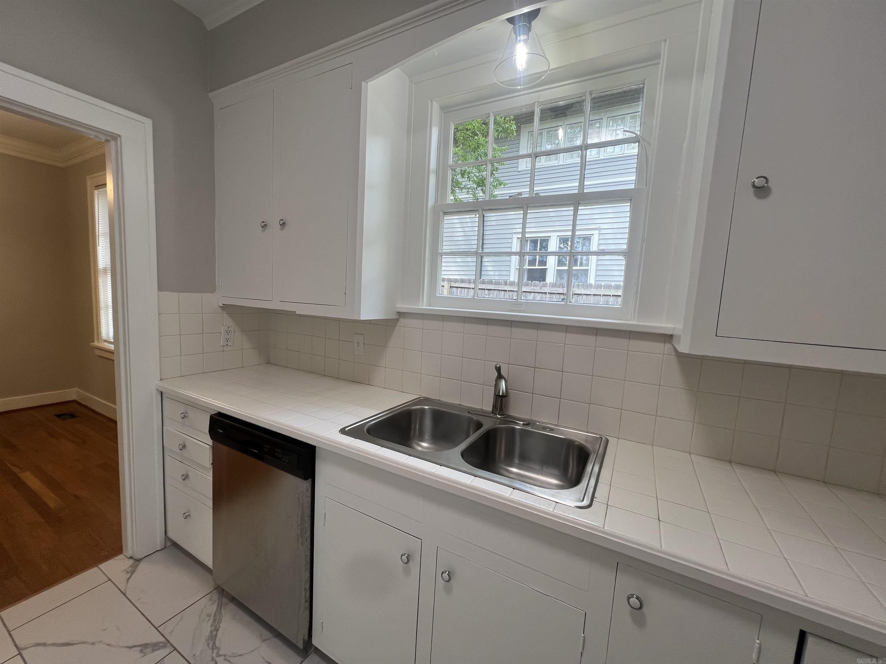 Riffel & Rhoten - Residential Lease