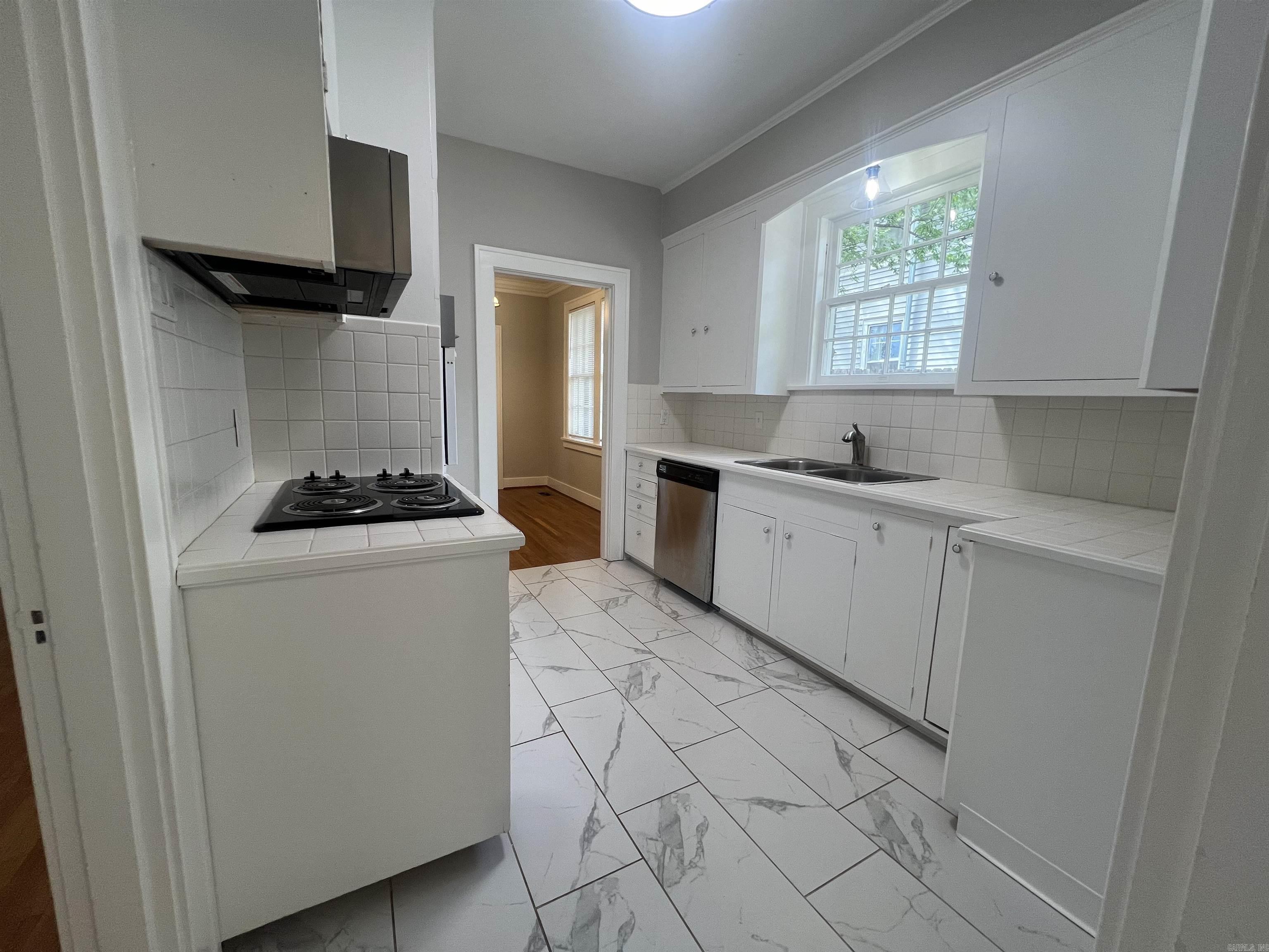 Riffel & Rhoten - Residential Lease