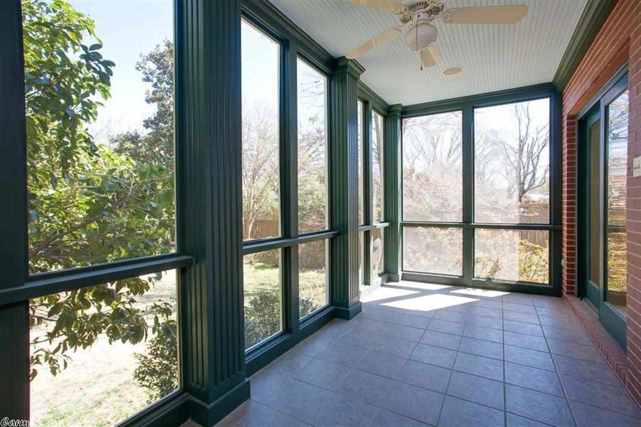 BEVERLY PLACE - Residential