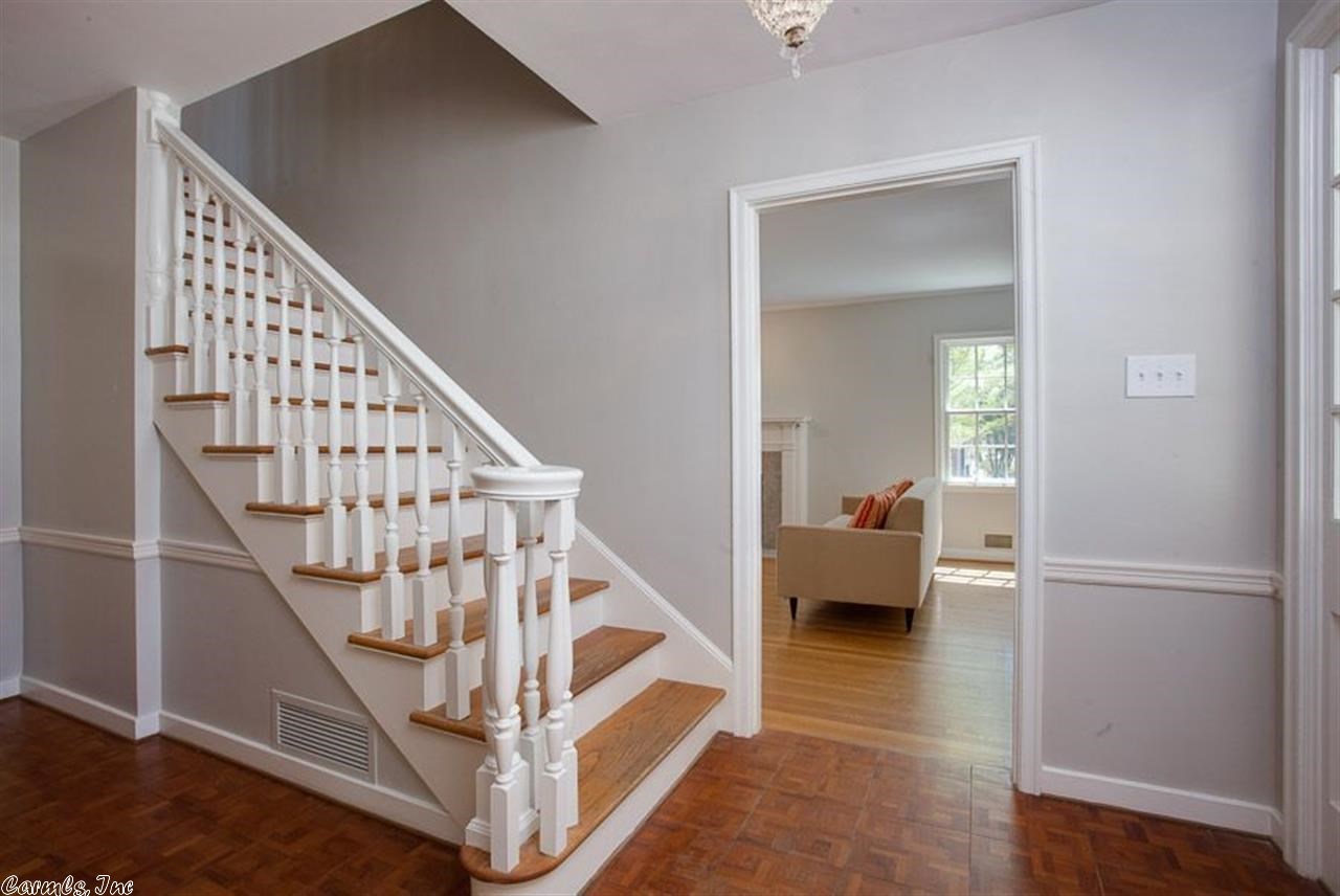 BEVERLY PLACE - Residential