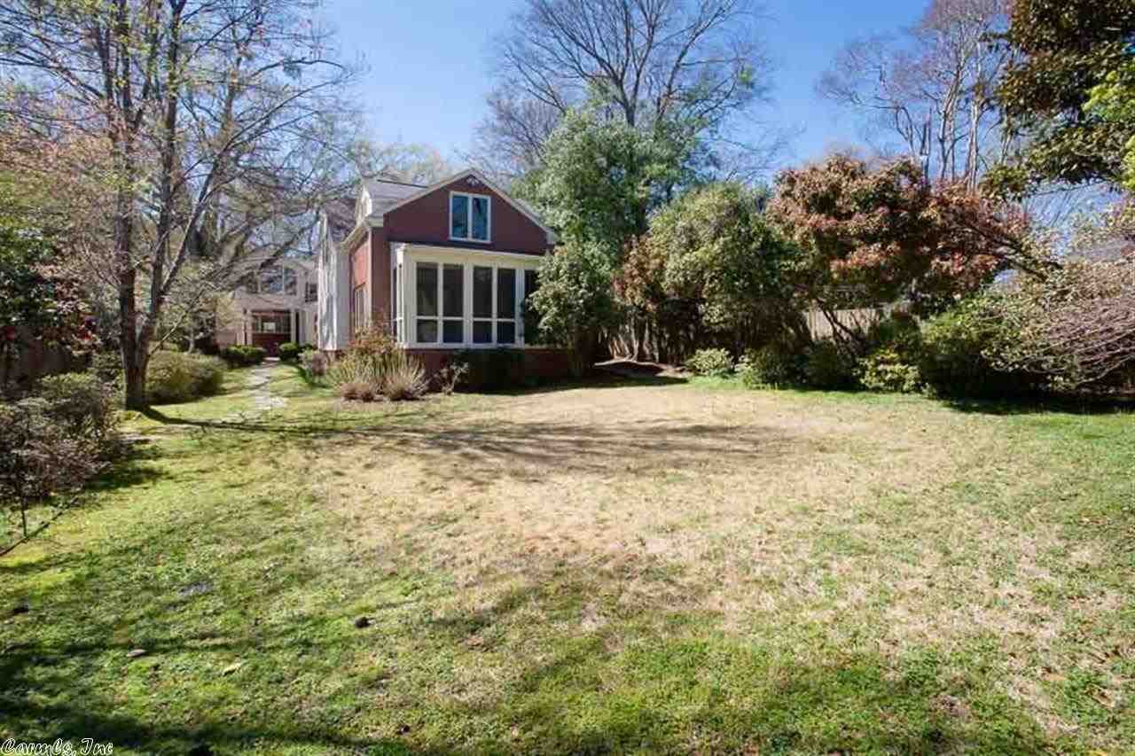 BEVERLY PLACE - Residential