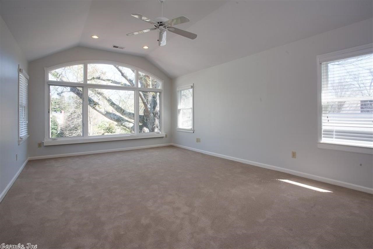 BEVERLY PLACE - Residential