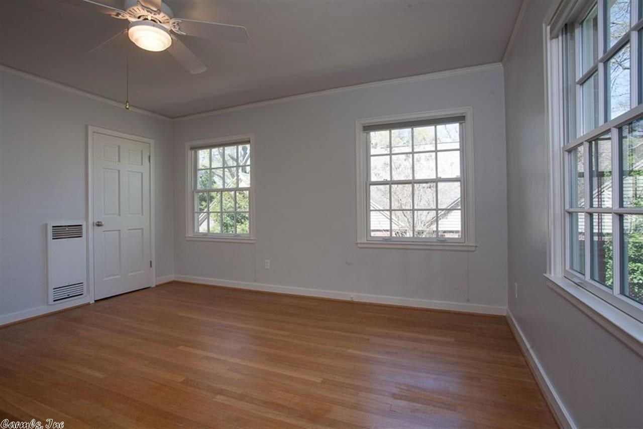 BEVERLY PLACE - Residential