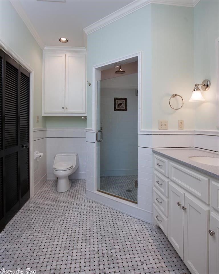 BEVERLY PLACE - Residential