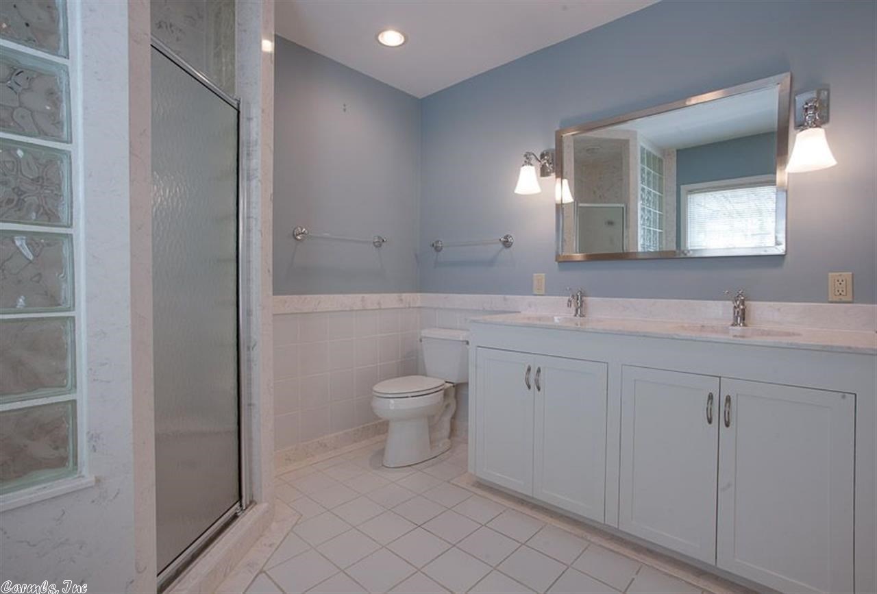 BEVERLY PLACE - Residential