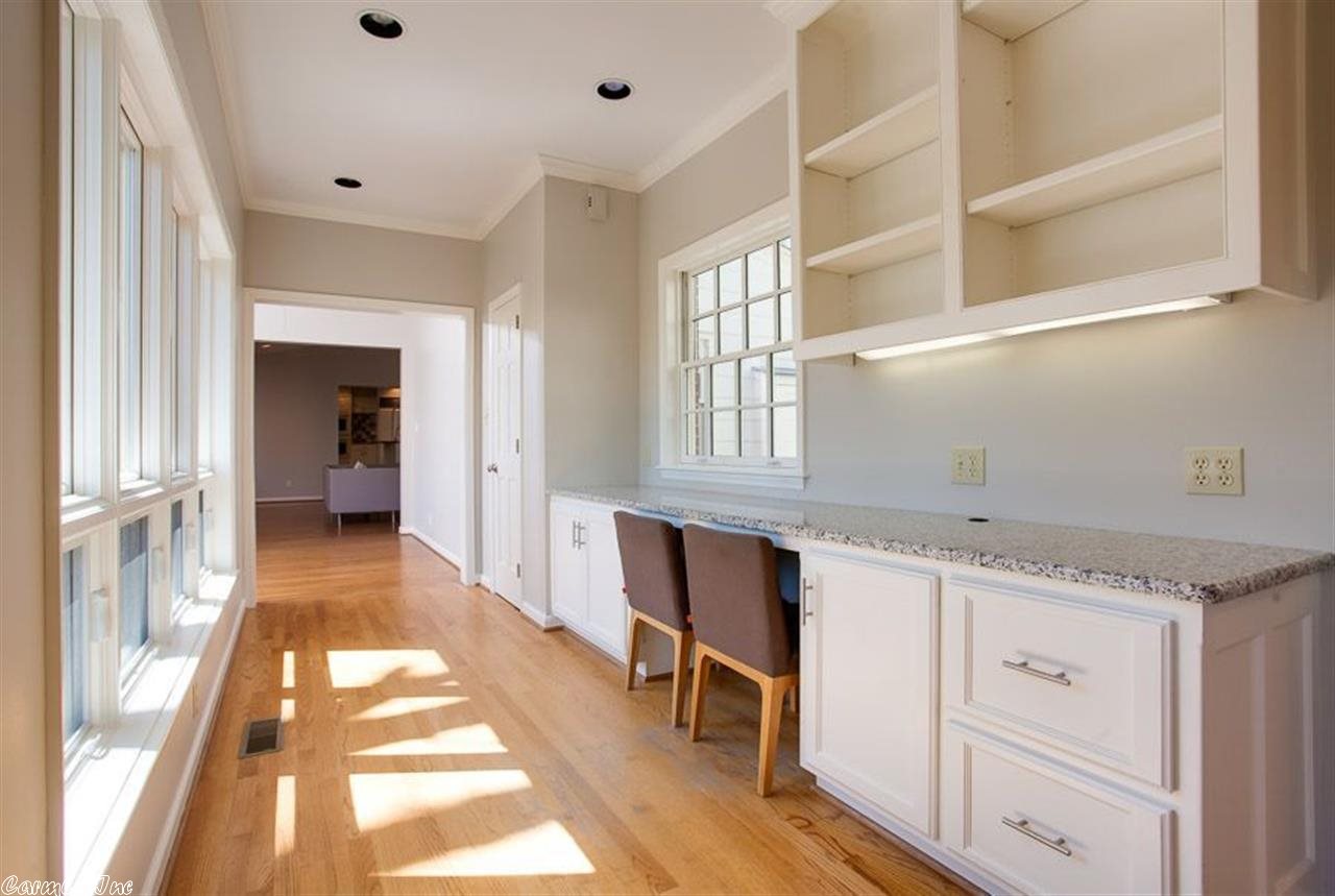 BEVERLY PLACE - Residential