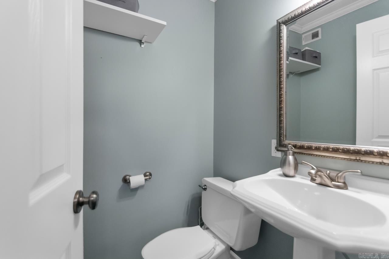 LAKEWOOD - Residential