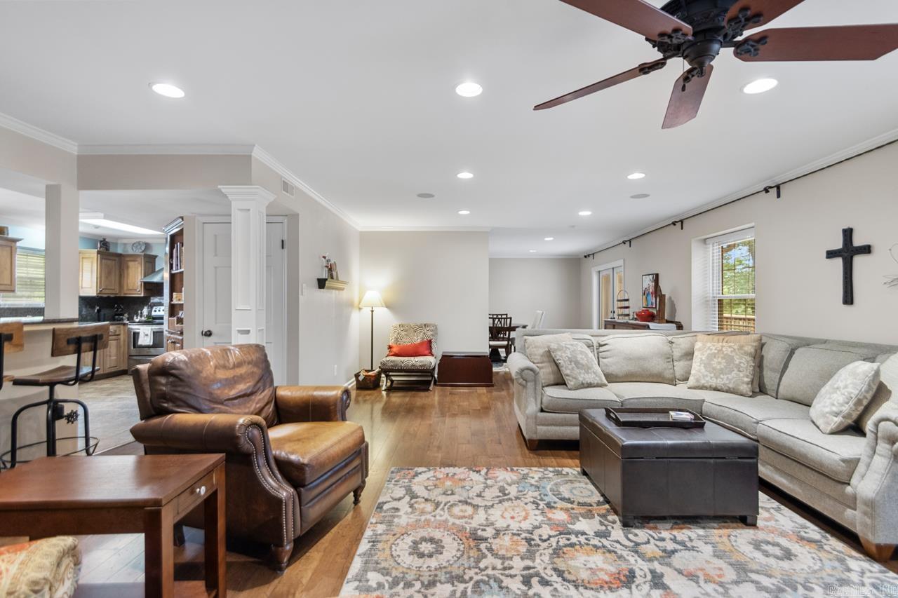 LAKEWOOD - Residential