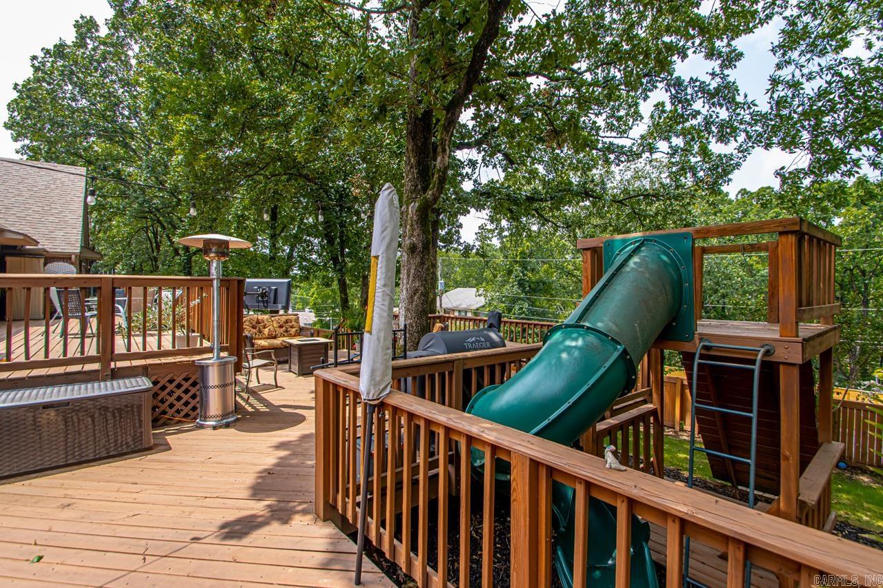 LAKEWOOD - Residential