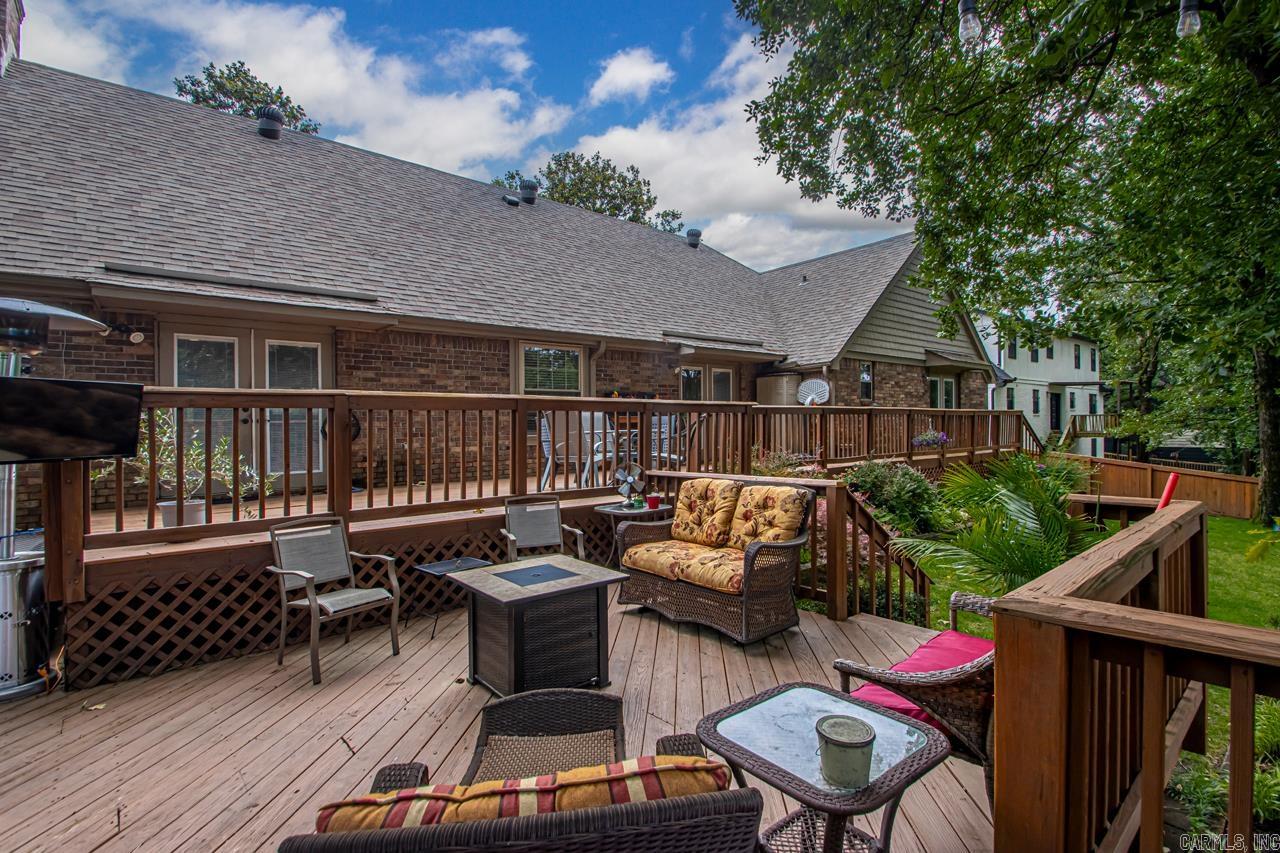 LAKEWOOD - Residential