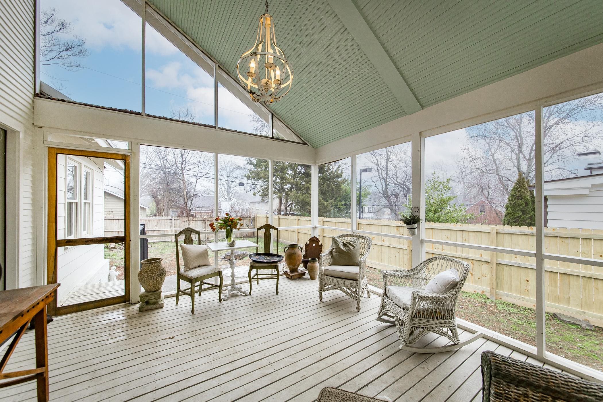 NEWTONS - Residential