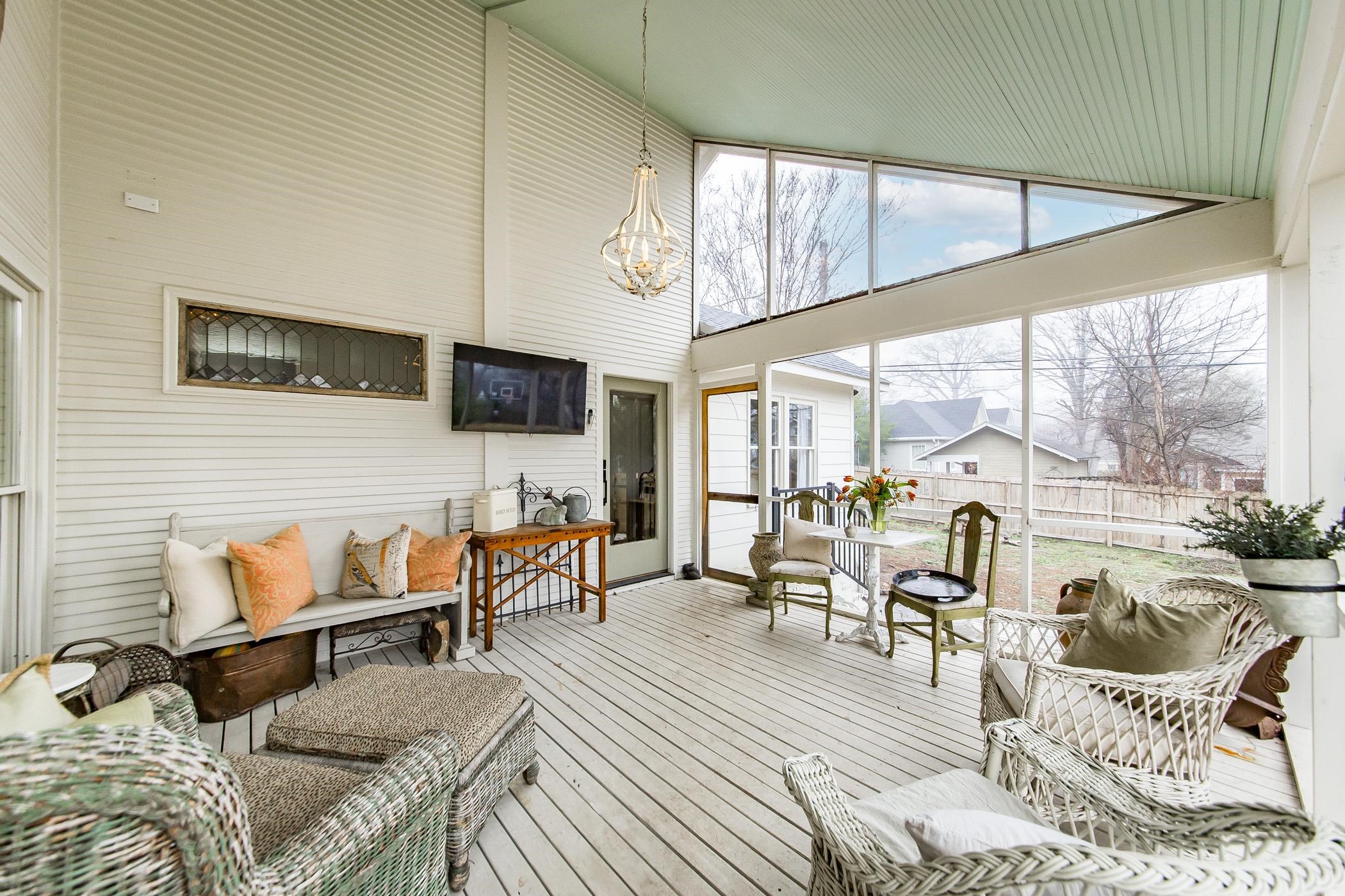 NEWTONS - Residential