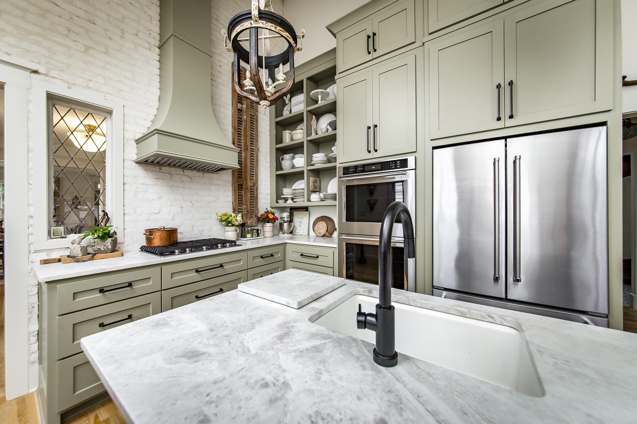 NEWTONS - Residential