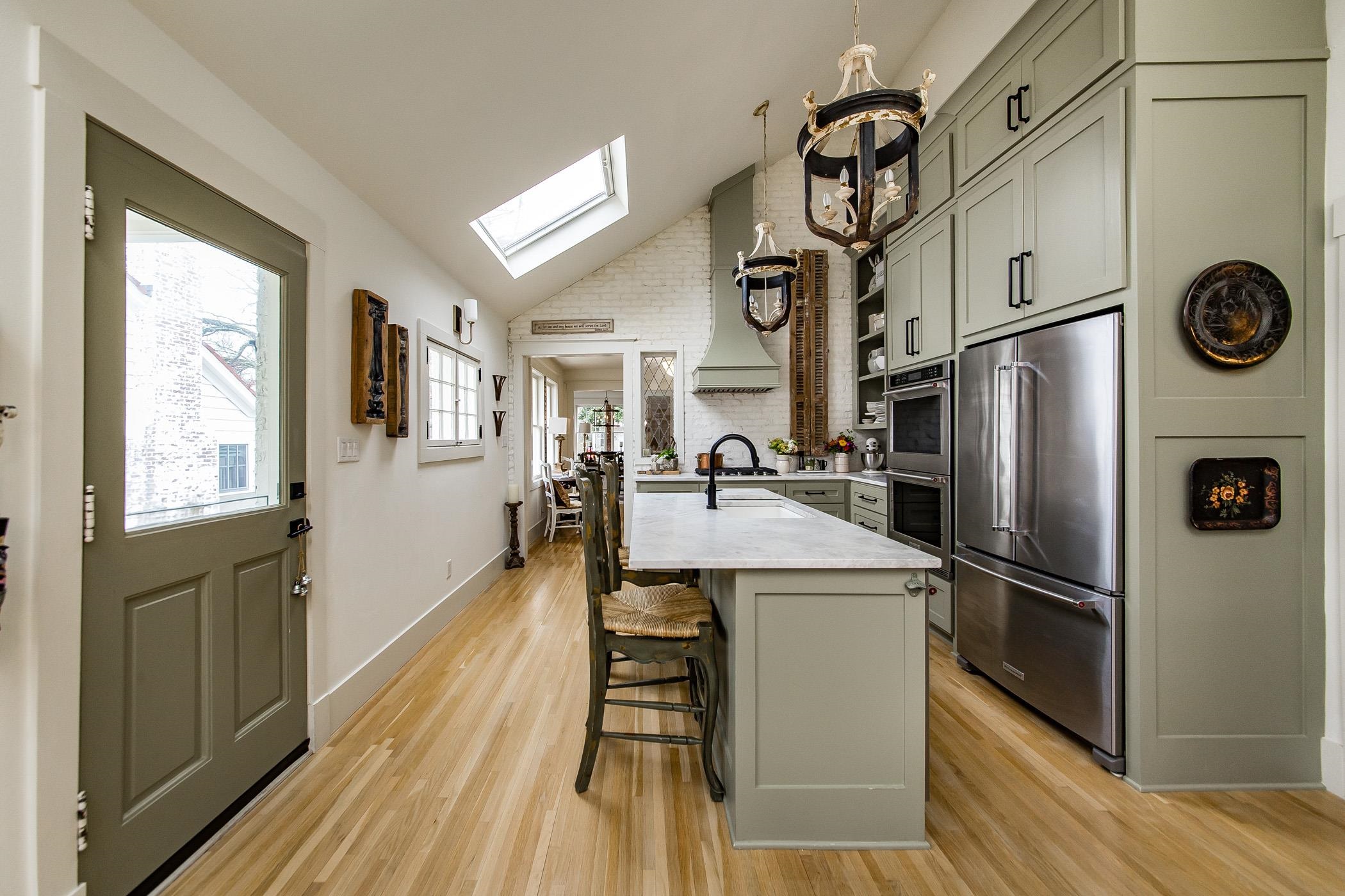 NEWTONS - Residential