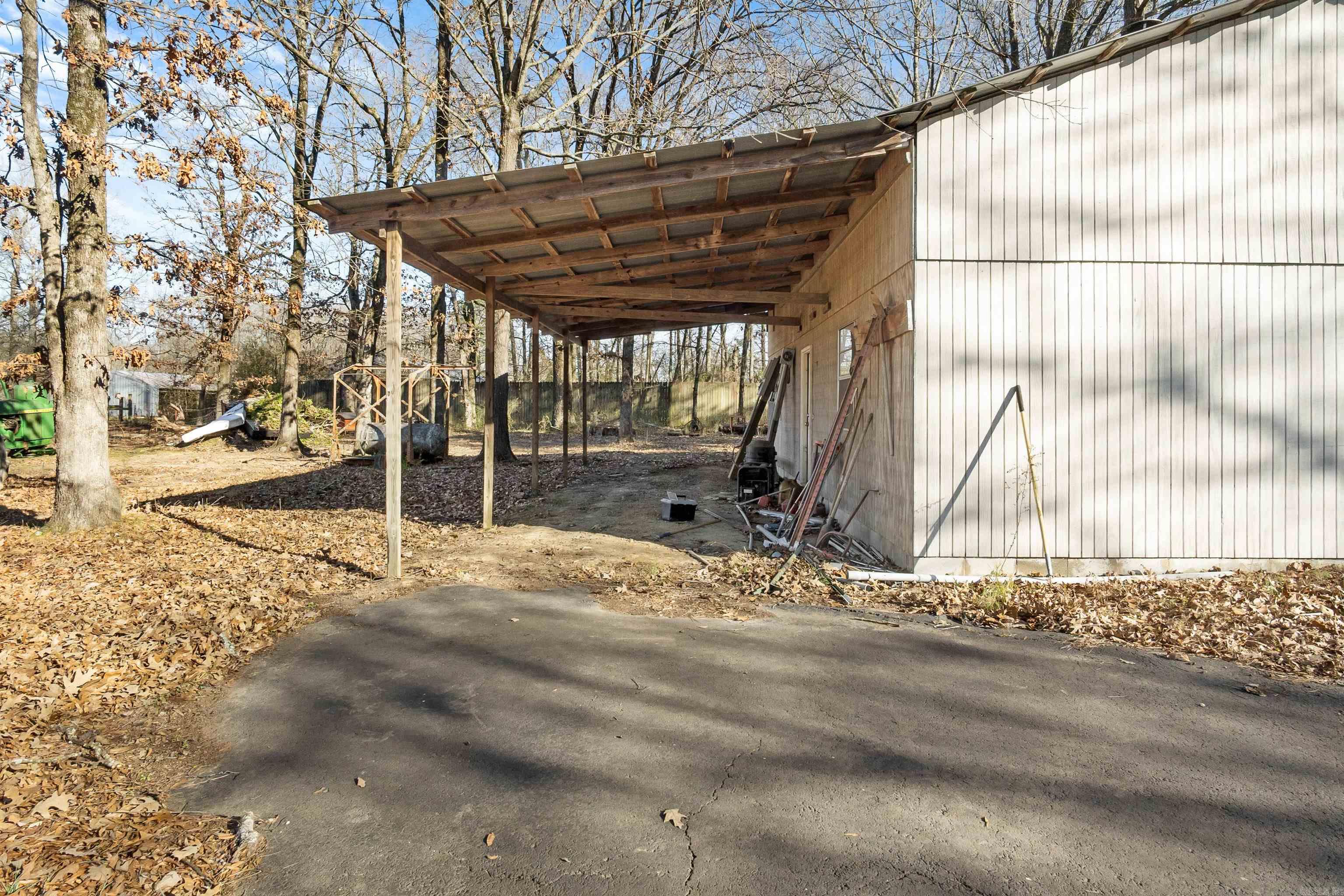 Metes & Bounds - Residential