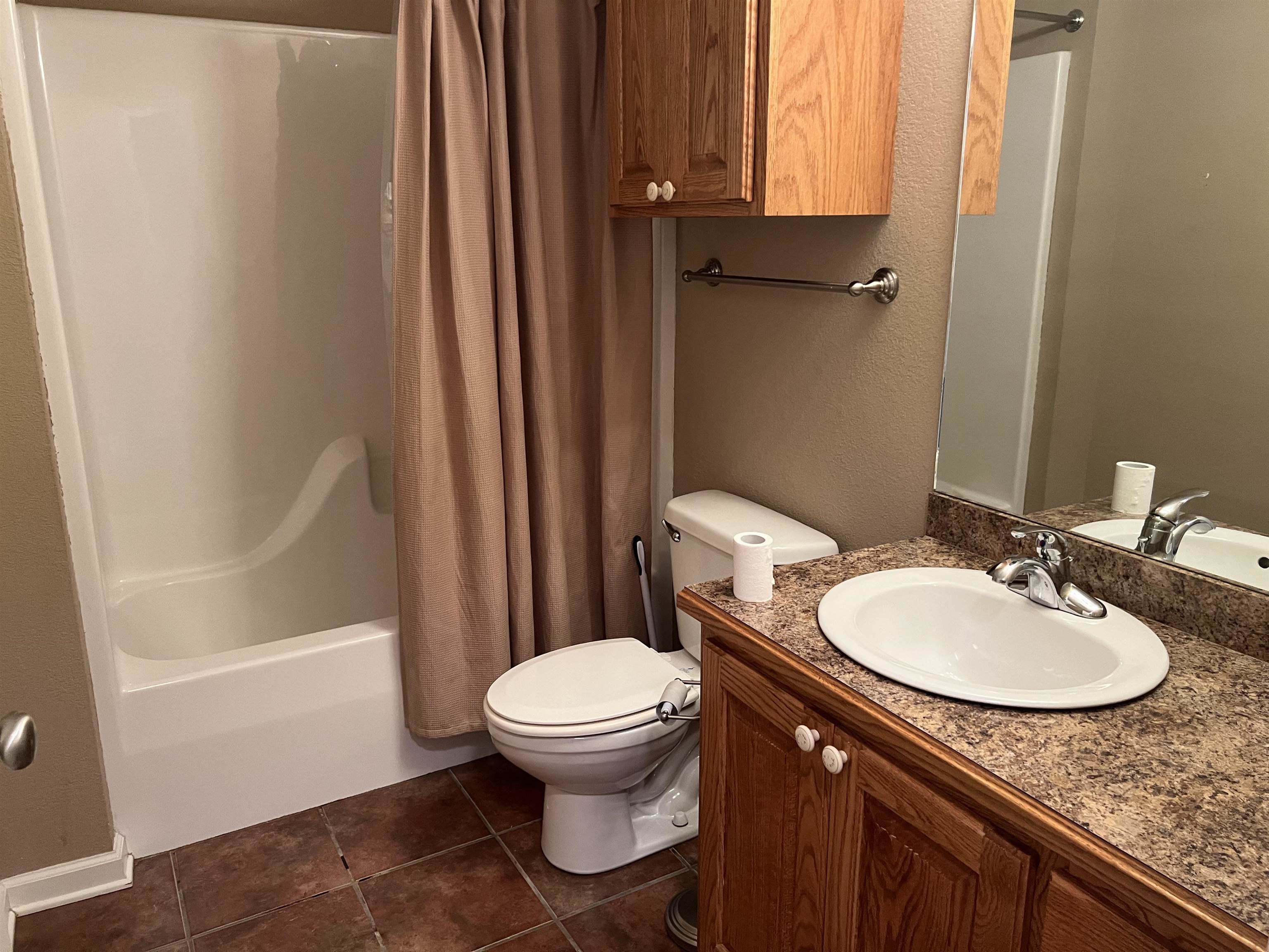 CENTERVIEW ESTATES - Residential