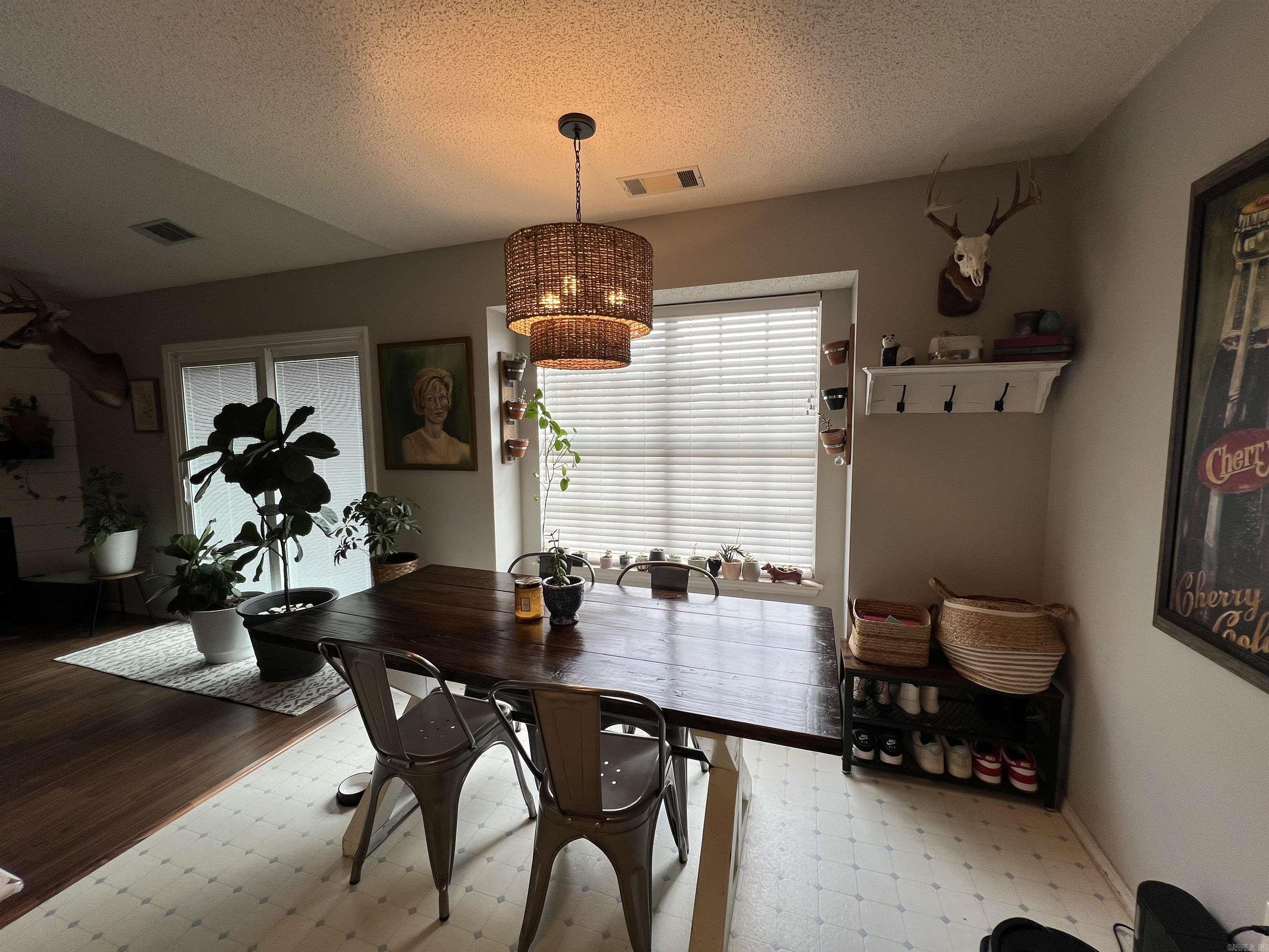 MEADOWLAKE - Residential