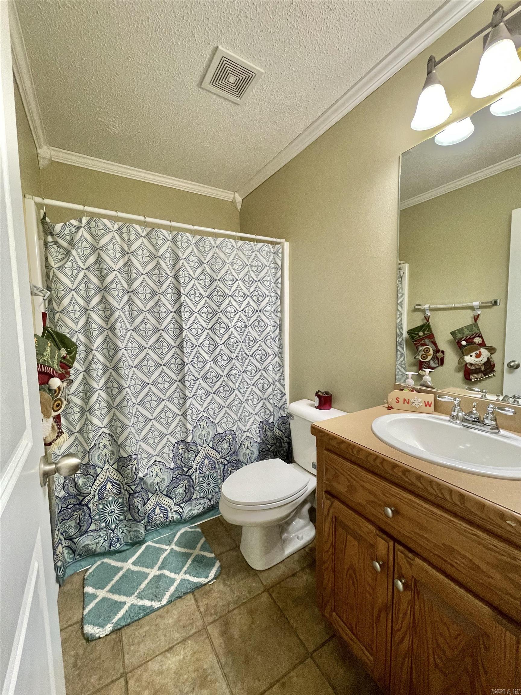 THE MEADOWS @ CENTENNIAL VALLEY - Residential