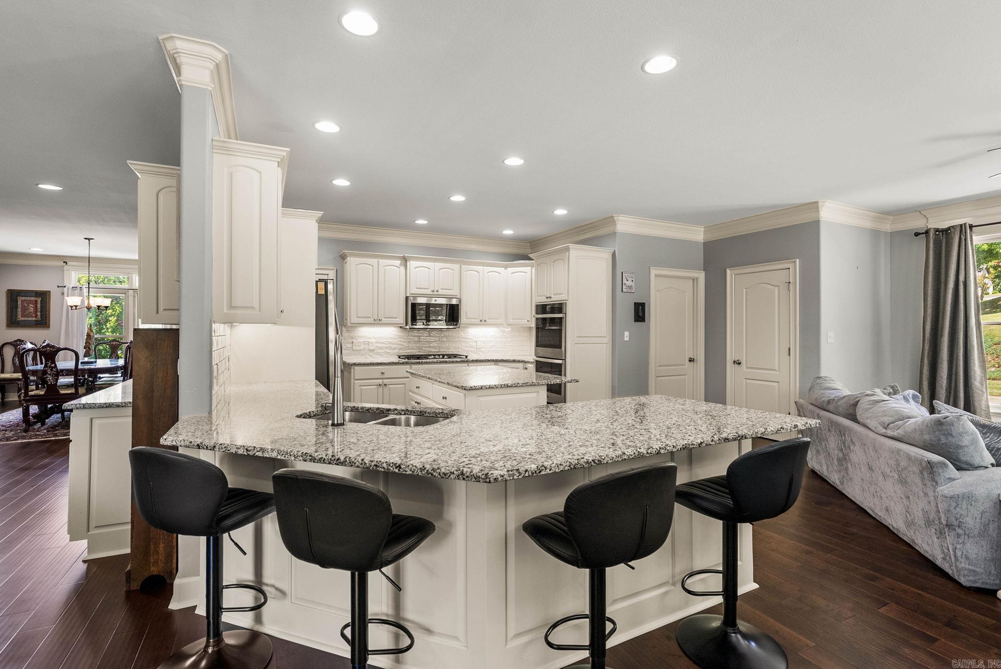 CHENAL VALLEY LAMARCHE PLACE NBH - Residential