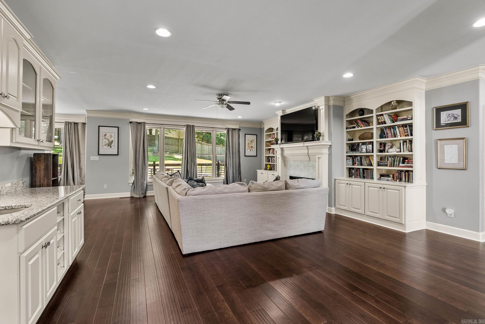 CHENAL VALLEY LAMARCHE PLACE NBH - Residential