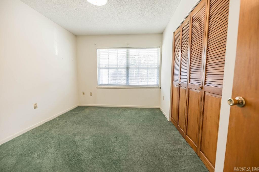 COUNTRY CLUB TERRACE - Residential