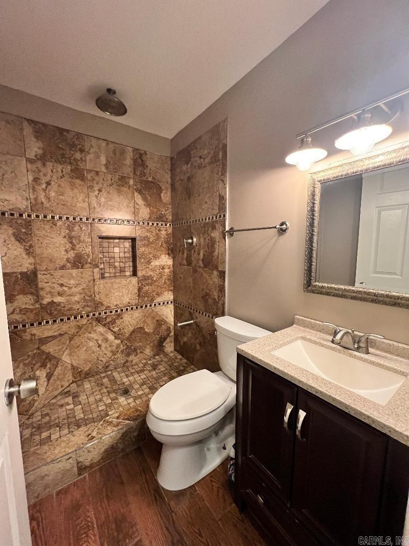 SOUTH HILL - Residential