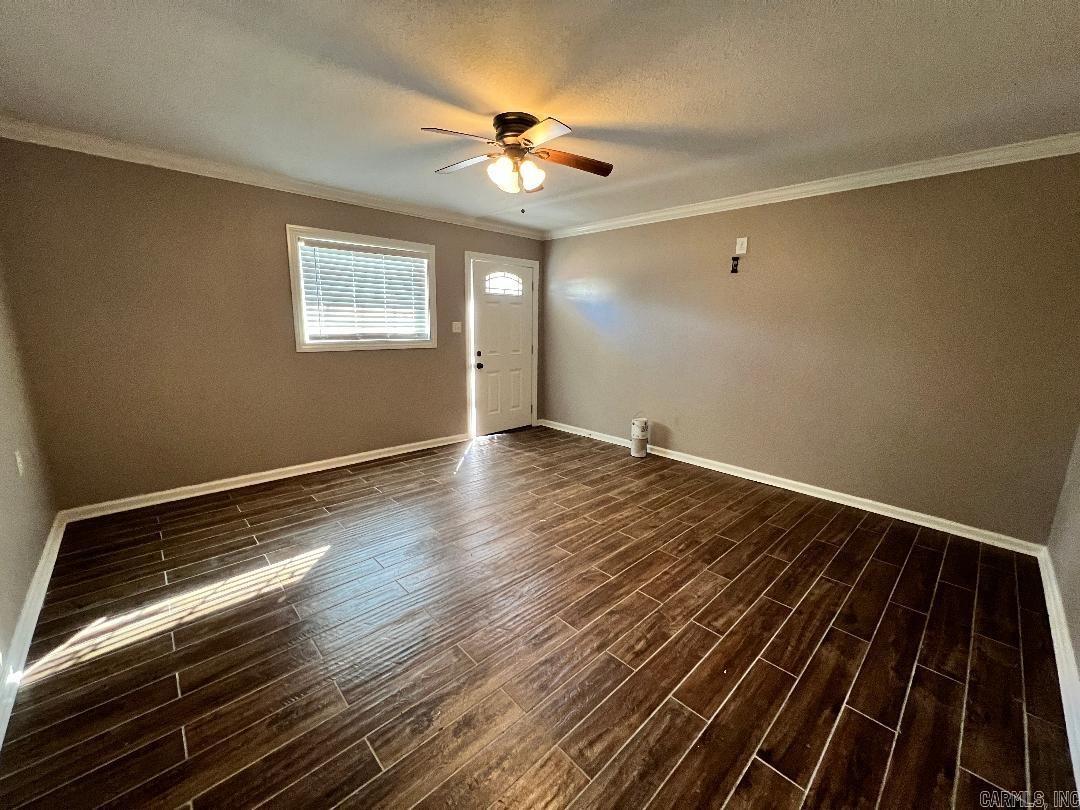 SOUTH HILL - Residential