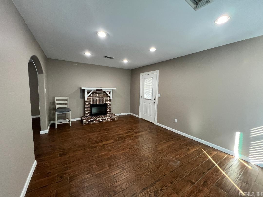 SOUTH HILL - Residential