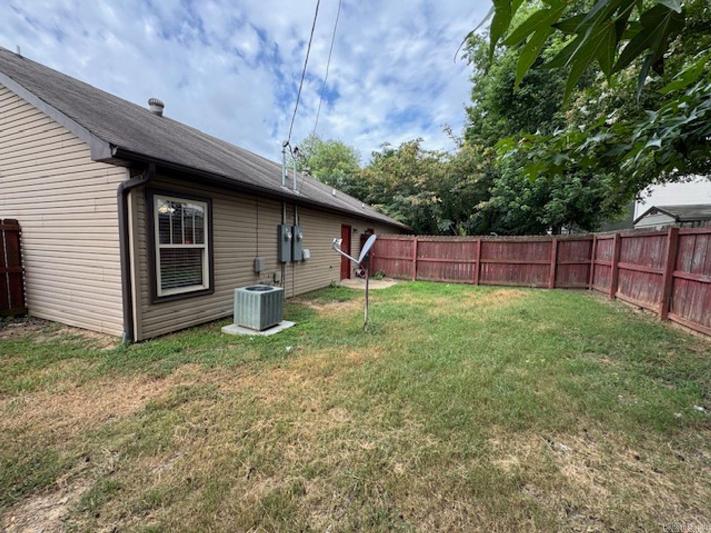 Pikewood I - Residential Lease