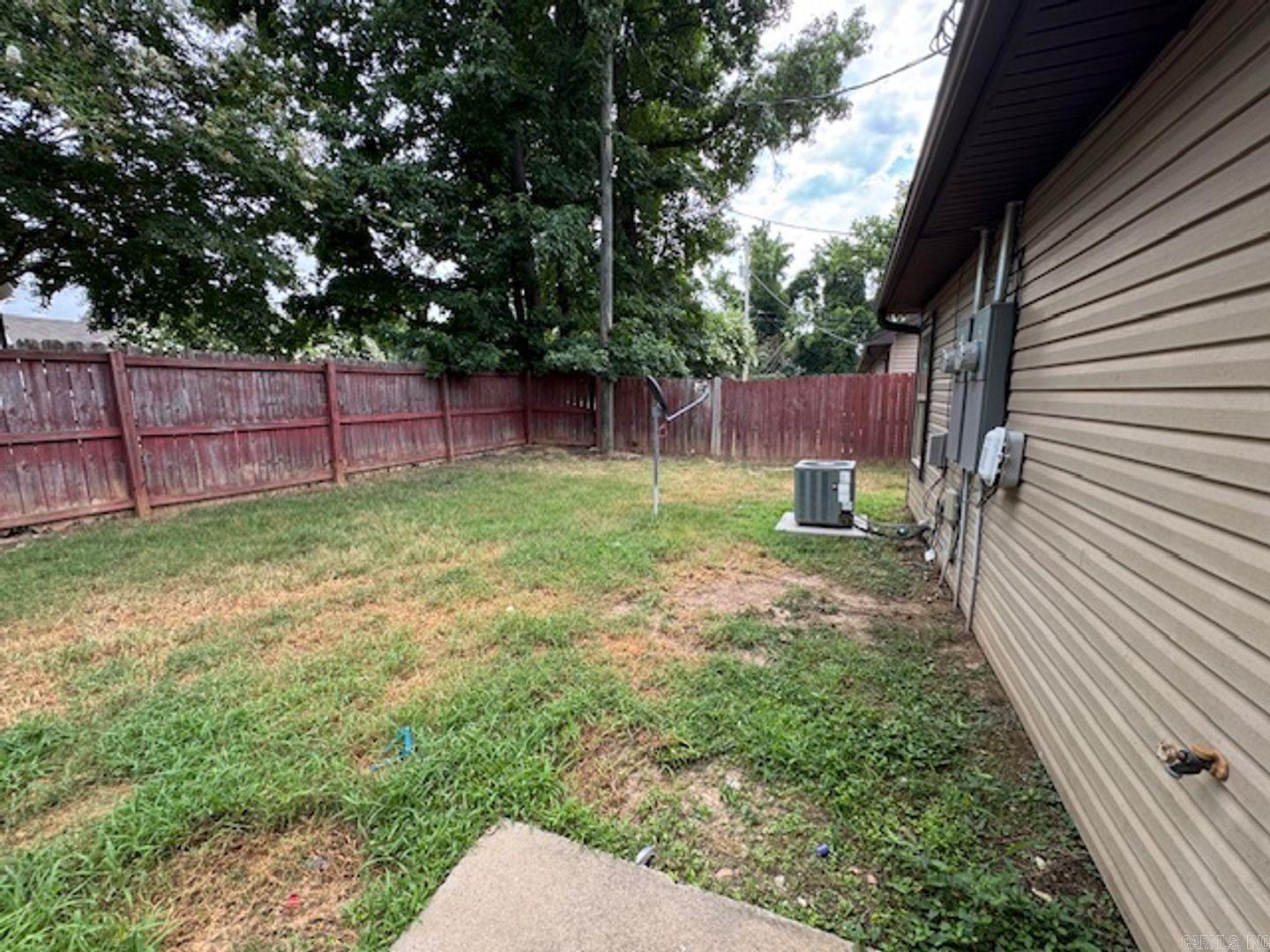 Pikewood I - Residential Lease