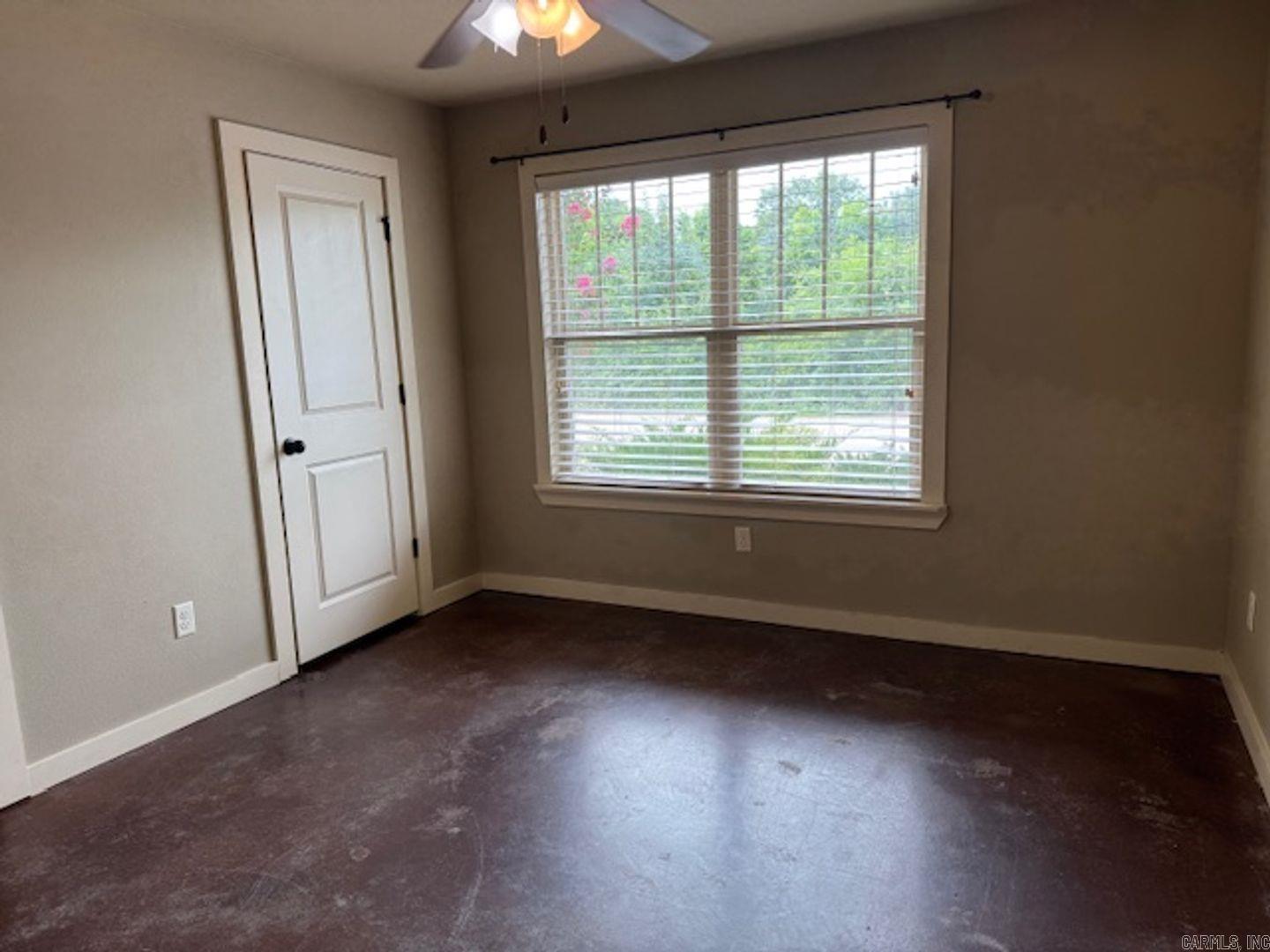 Pikewood I - Residential Lease