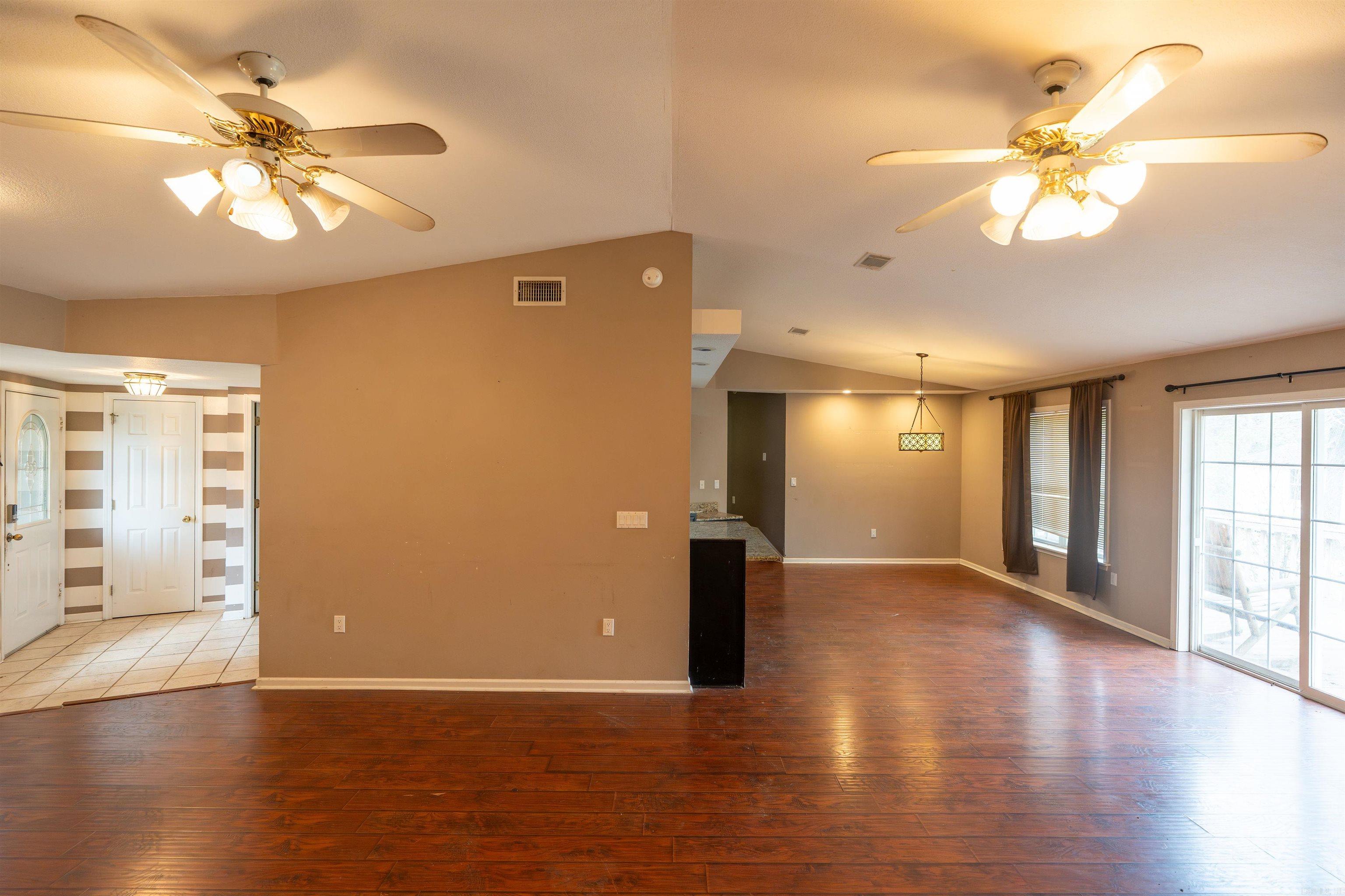 HERITAGE HEIGHTS - Residential