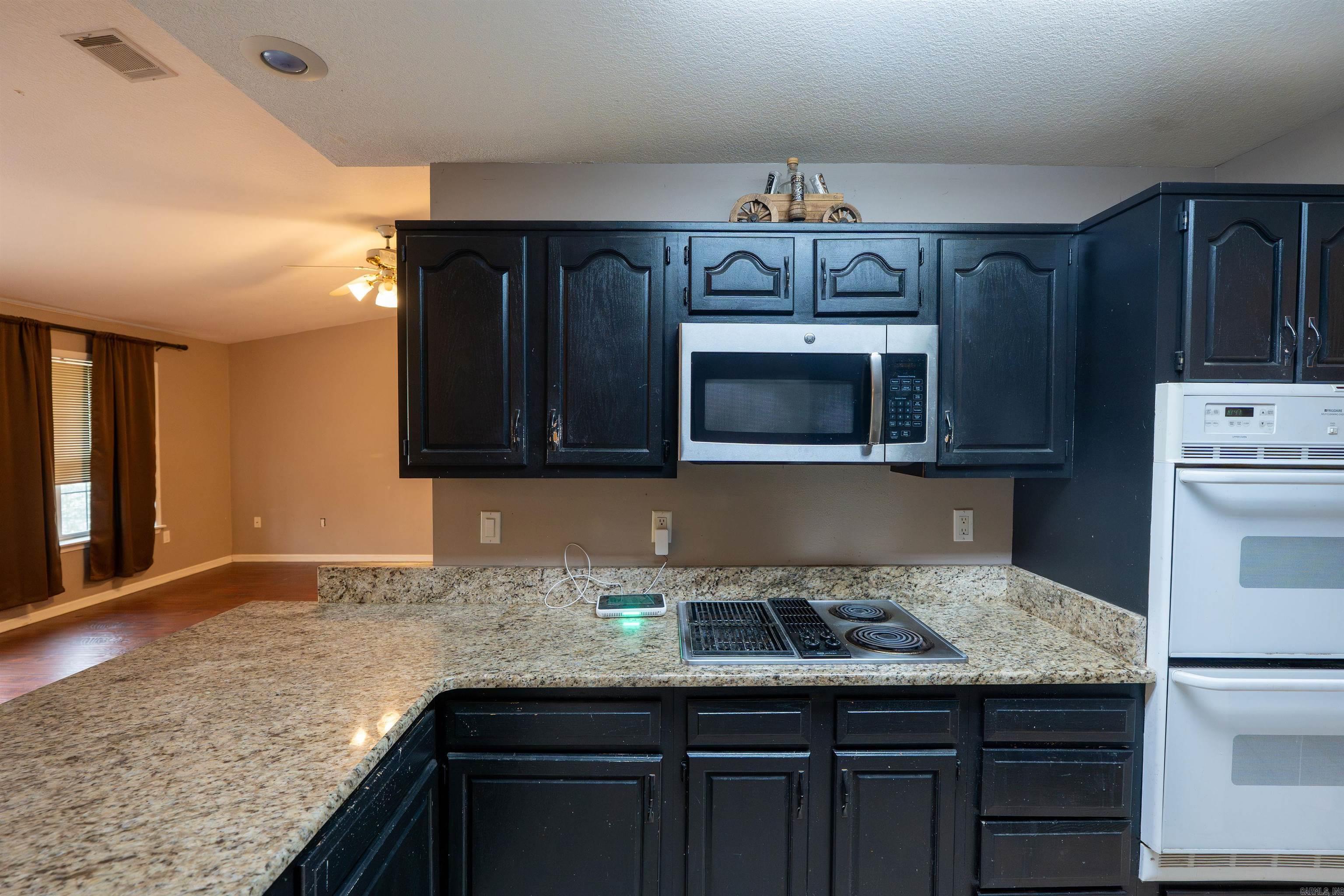 HERITAGE HEIGHTS - Residential