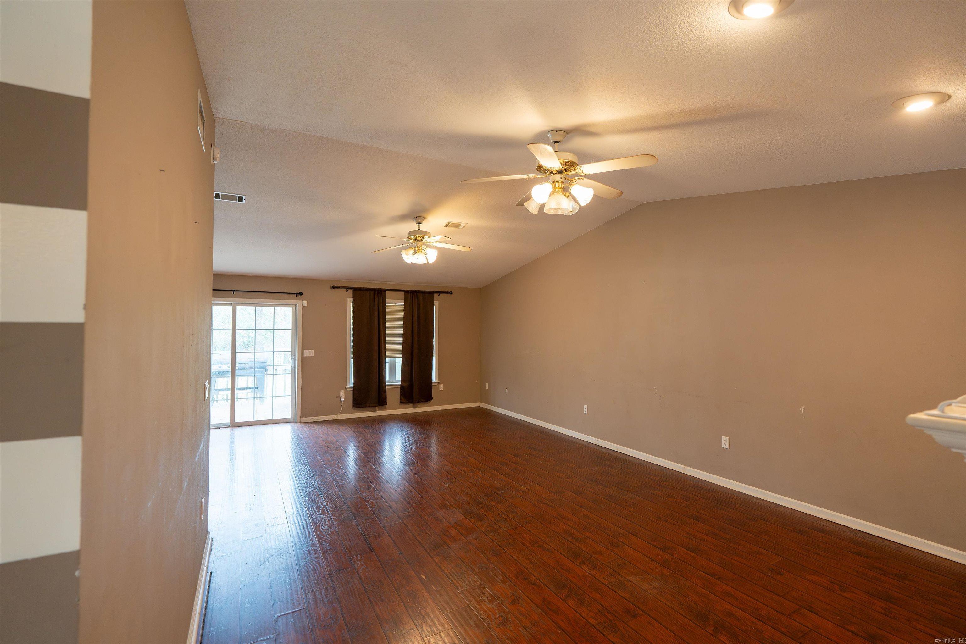 HERITAGE HEIGHTS - Residential