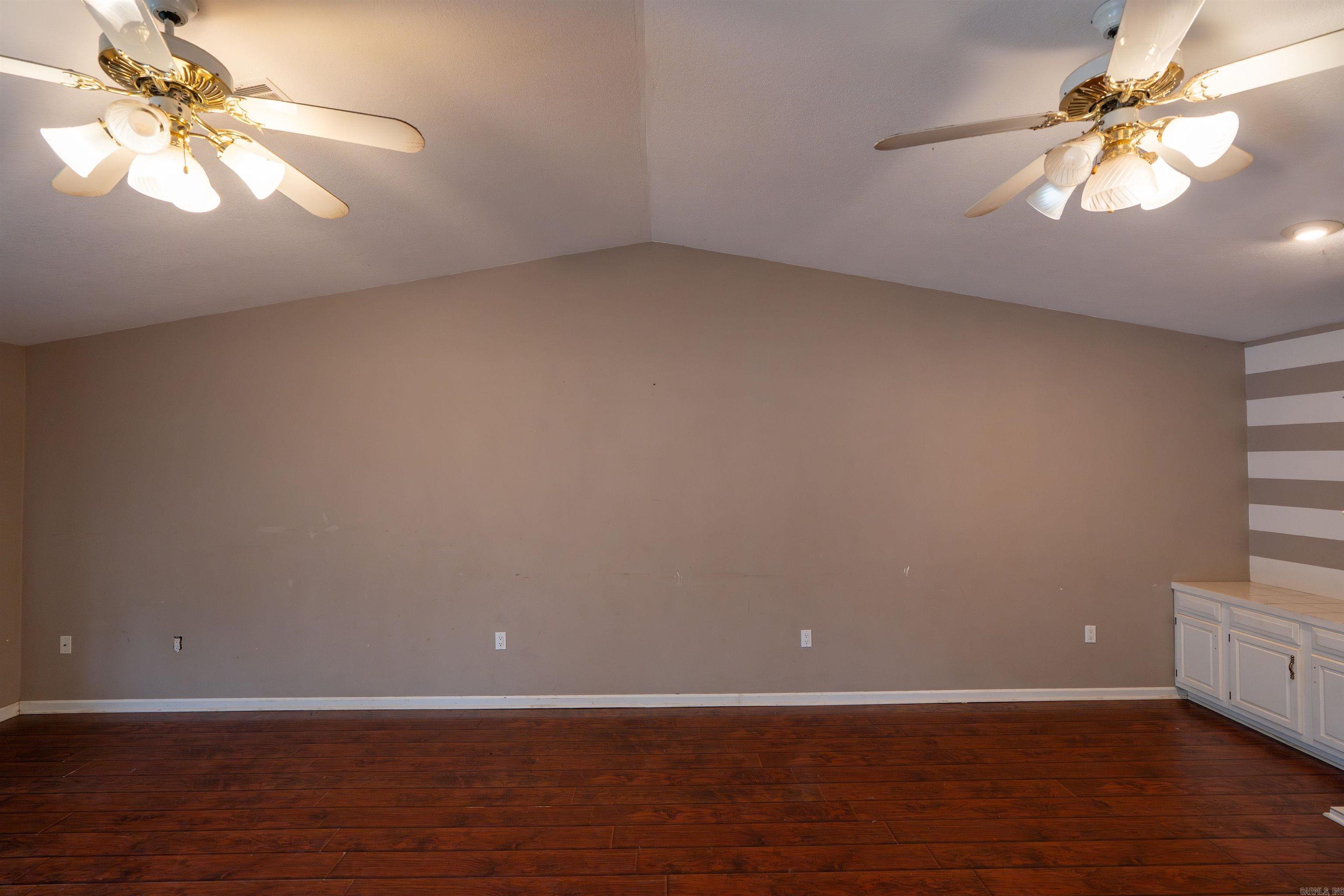 HERITAGE HEIGHTS - Residential