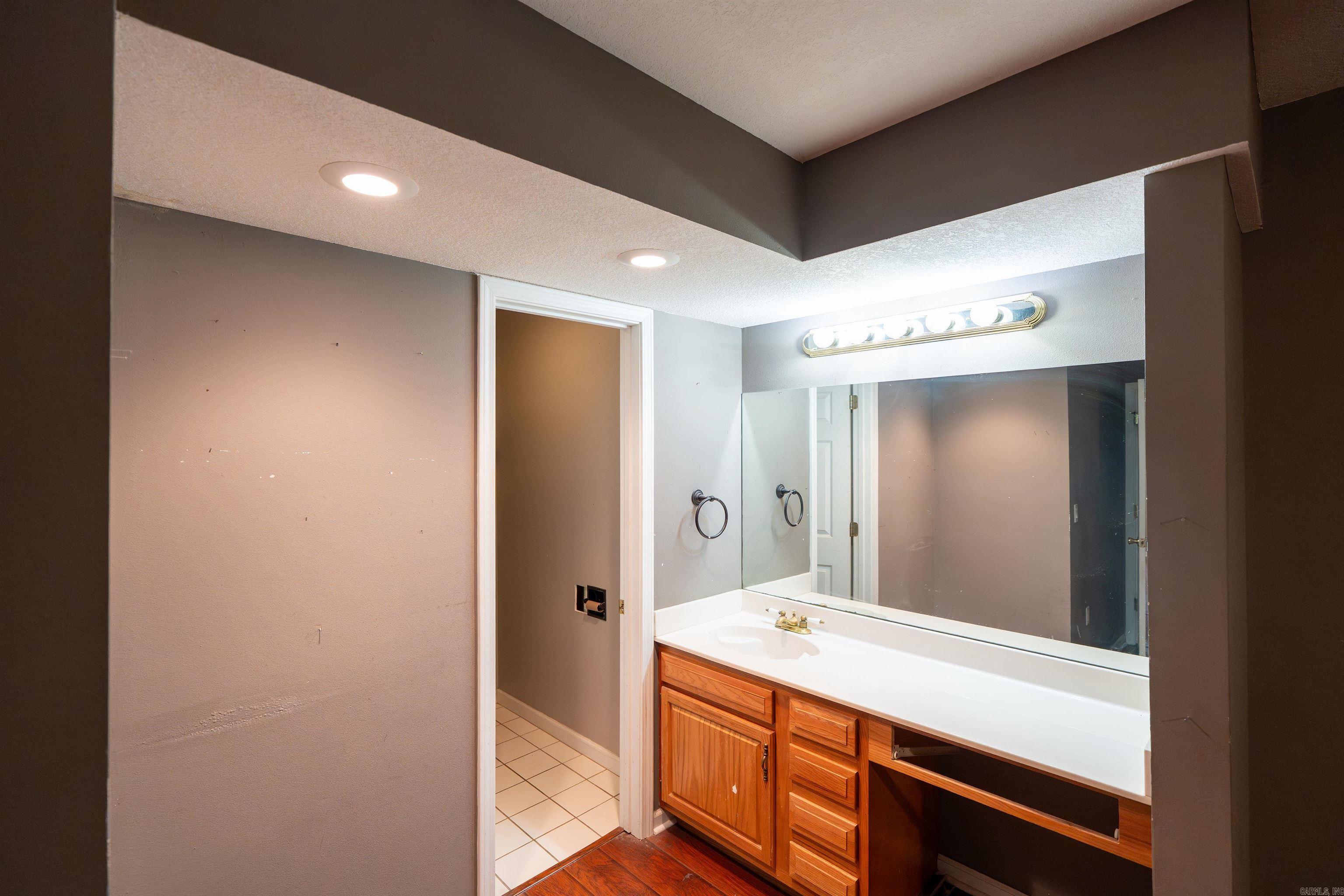 HERITAGE HEIGHTS - Residential