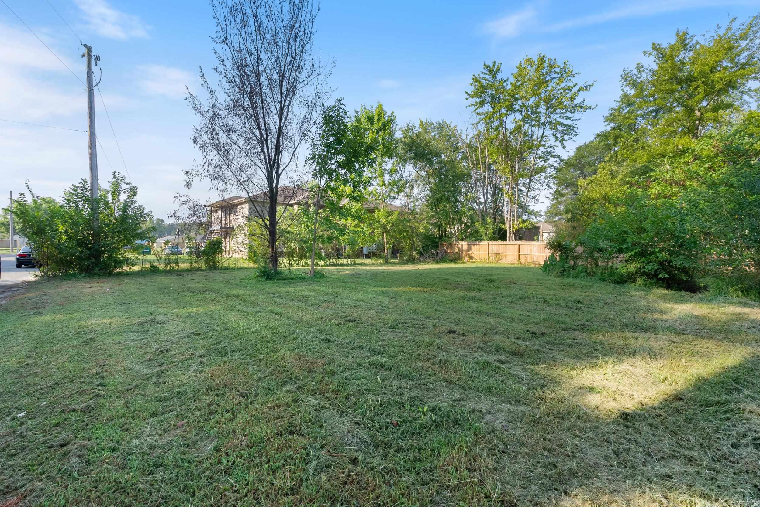 COLLEGE OAK ADDN - Residential