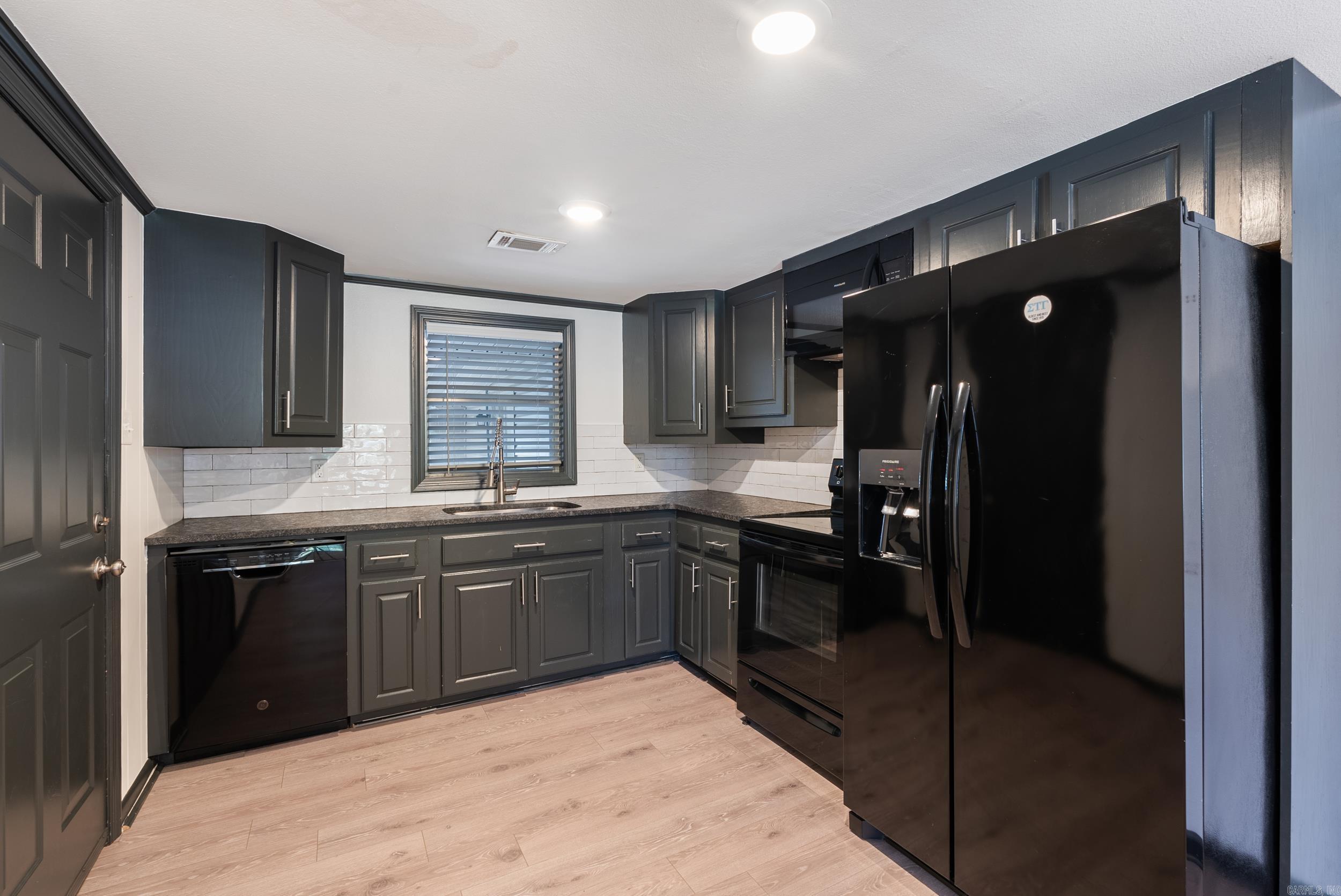 COLLEGE OAK ADDN - Residential