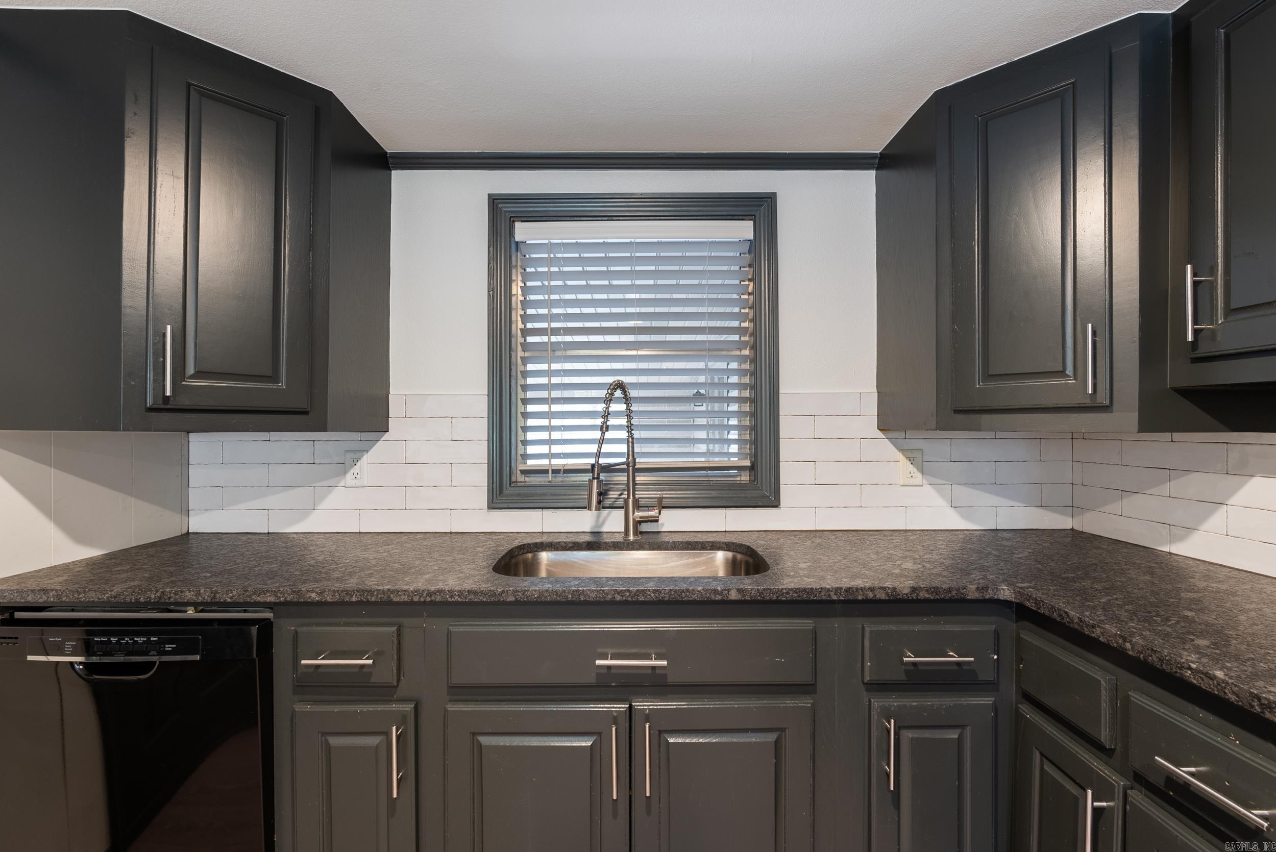 COLLEGE OAK ADDN - Residential