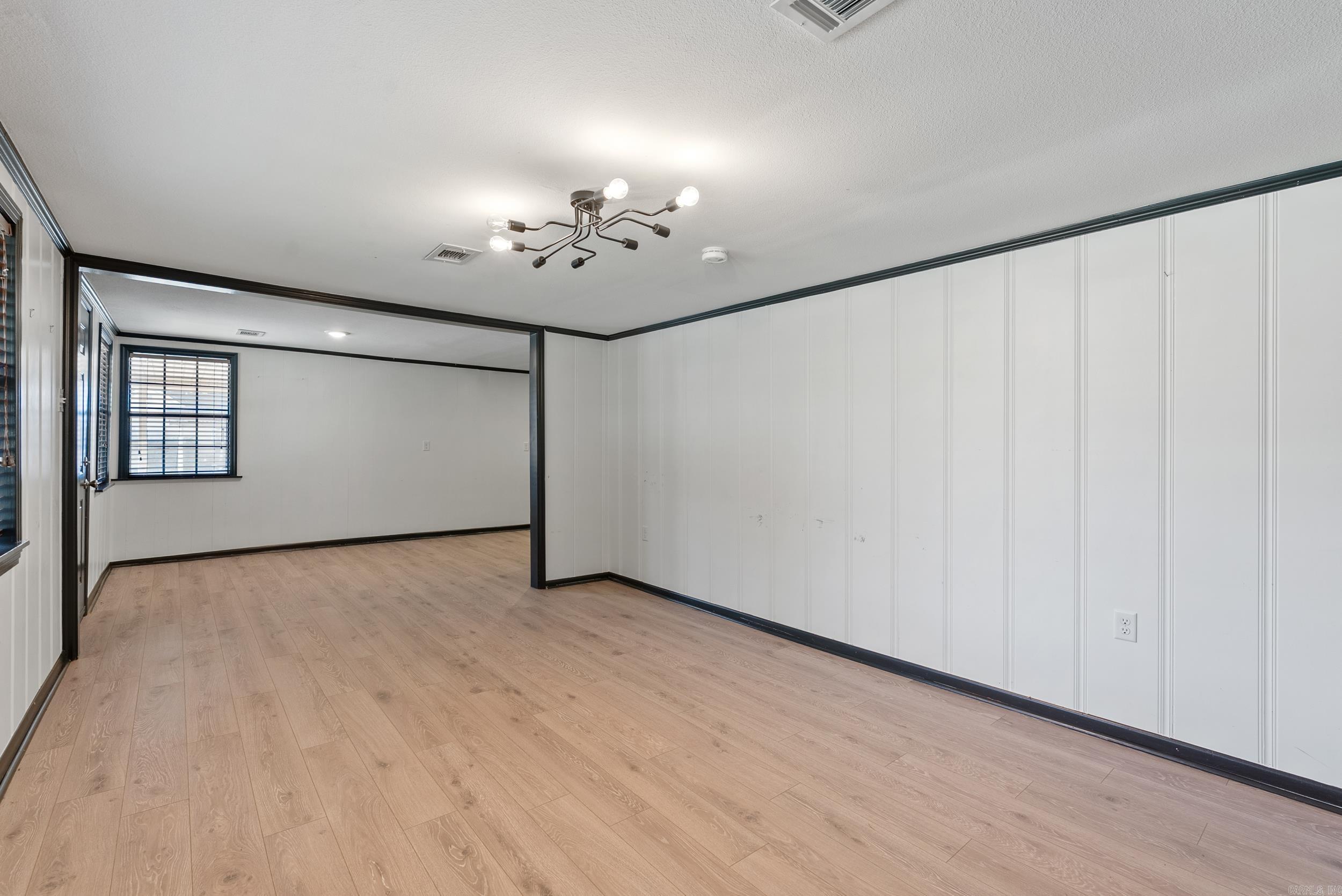 COLLEGE OAK ADDN - Residential