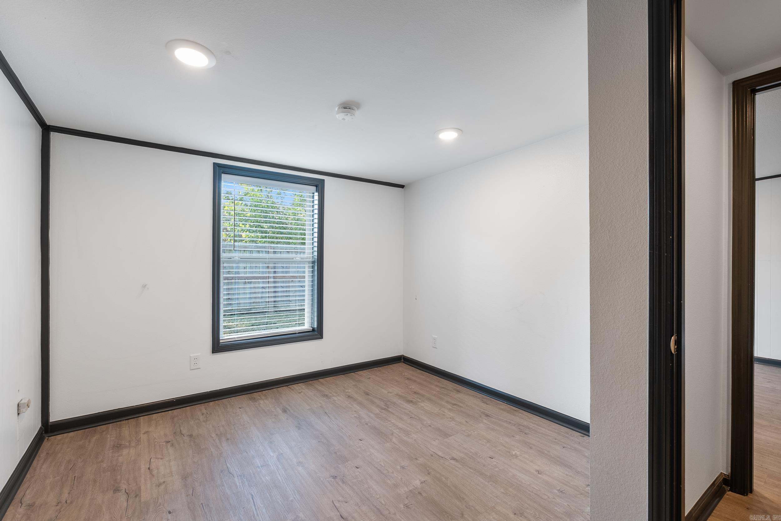 COLLEGE OAK ADDN - Residential