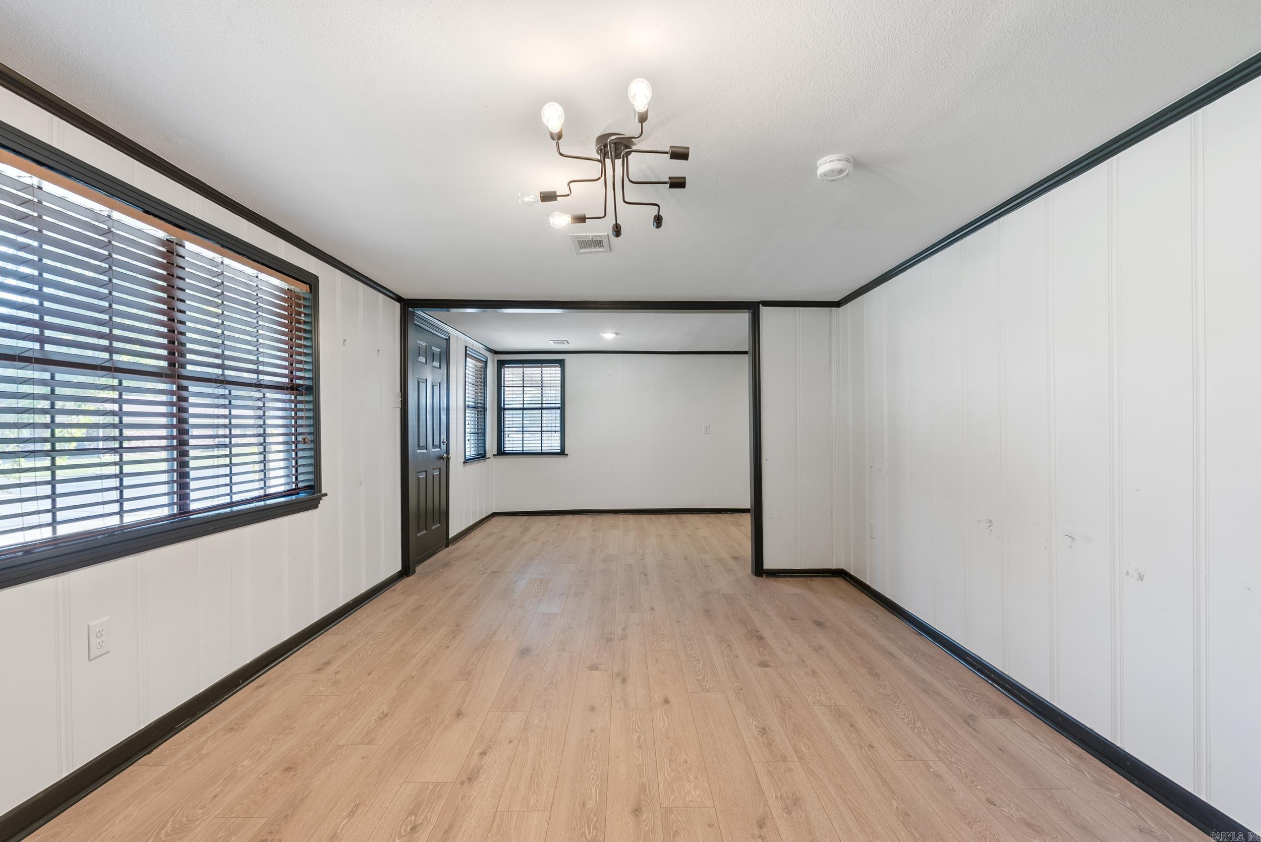 COLLEGE OAK ADDN - Residential