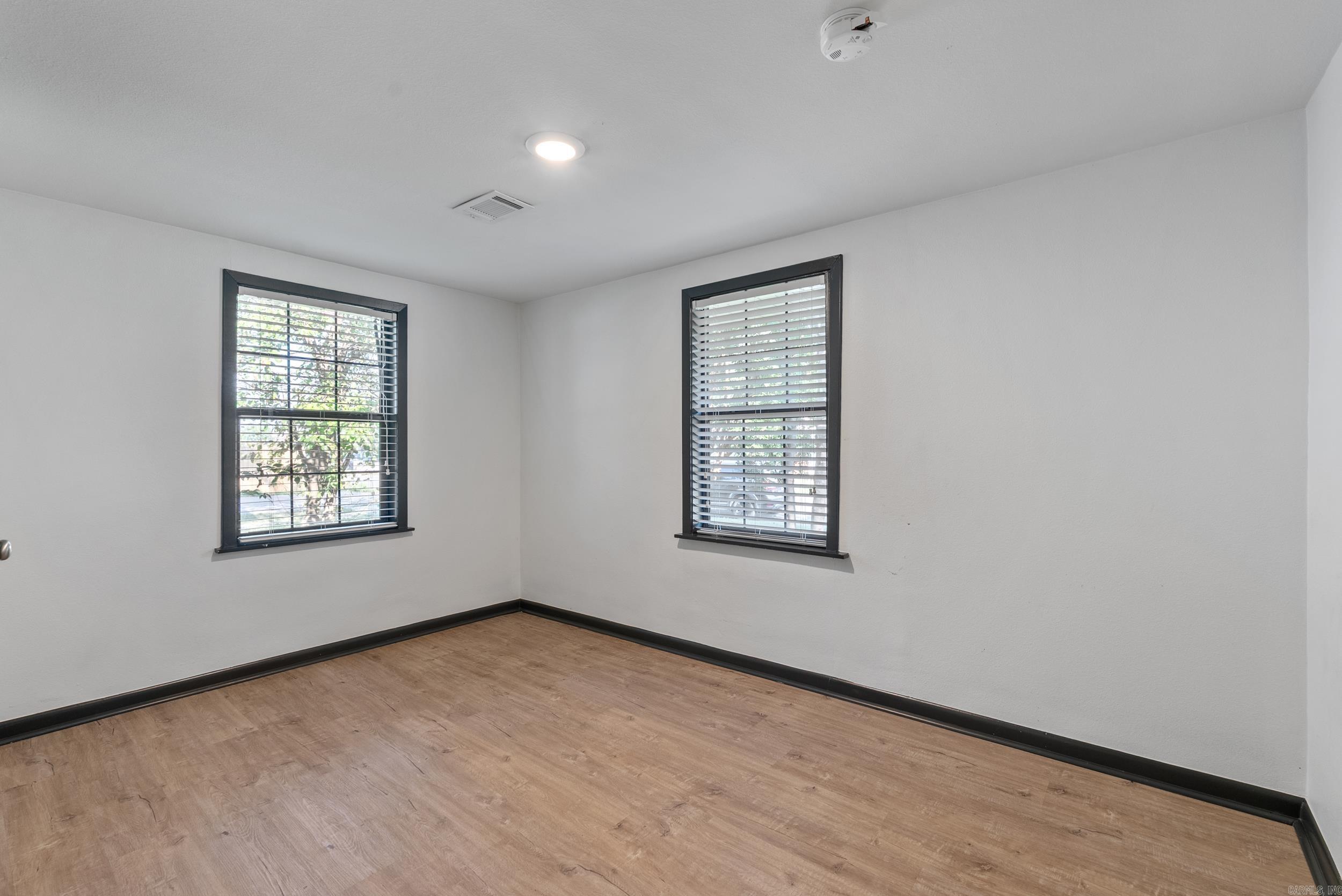 COLLEGE OAK ADDN - Residential