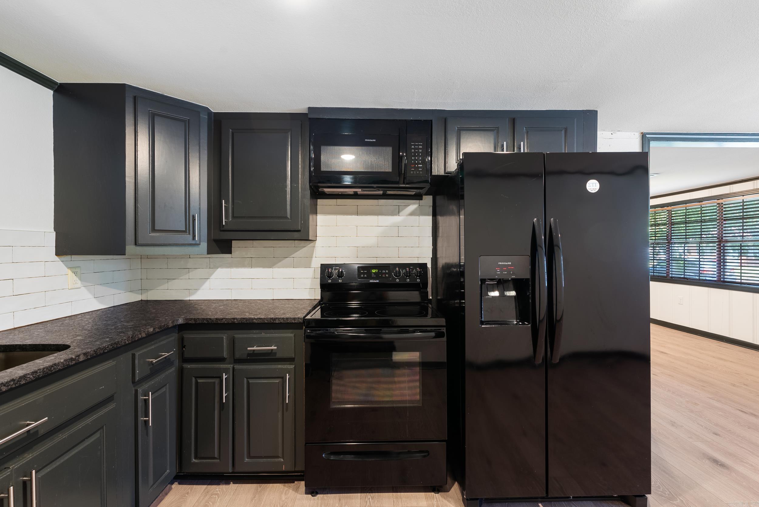 COLLEGE OAK ADDN - Residential