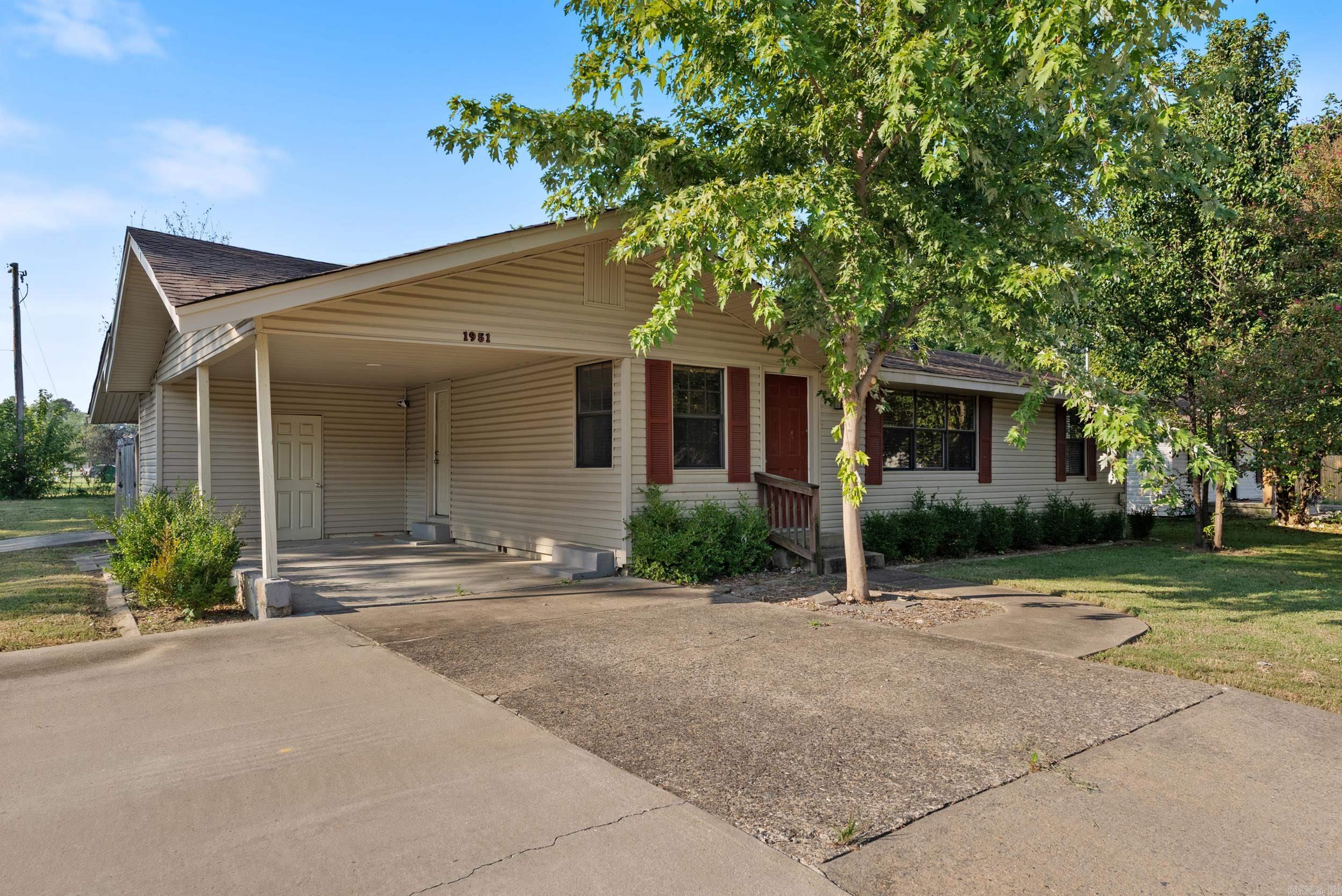 COLLEGE OAK ADDN - Residential