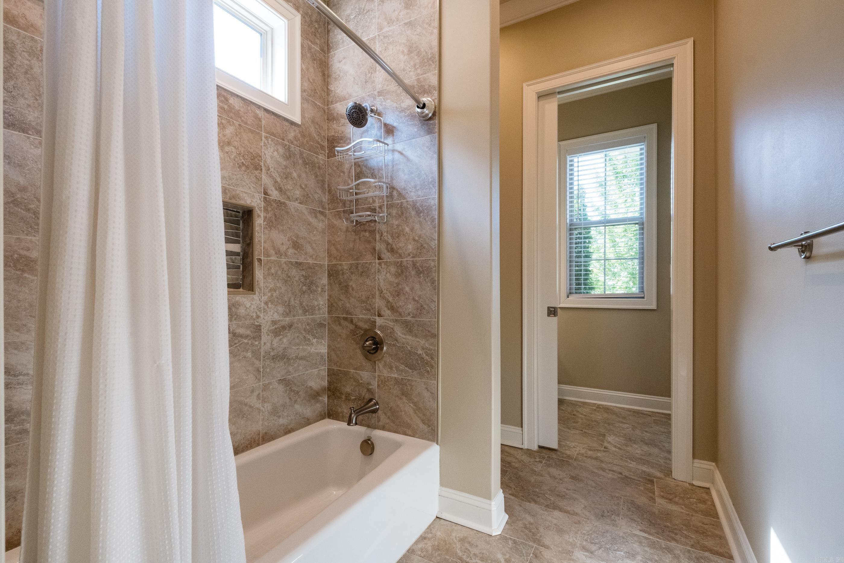 BELLES FLEURS - Residential