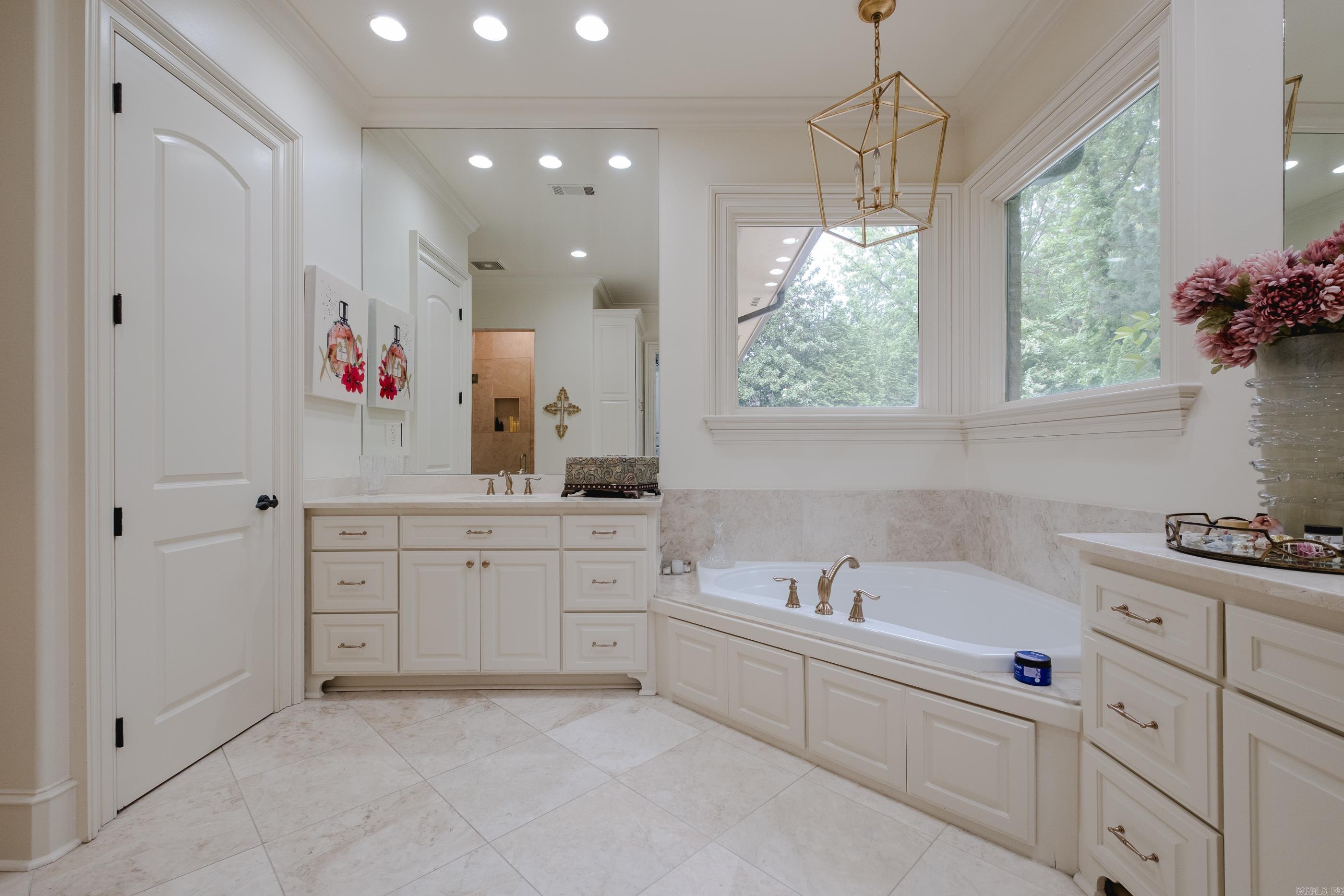 CHENAL VALLEY DEAUVILLE PLACE - Residential